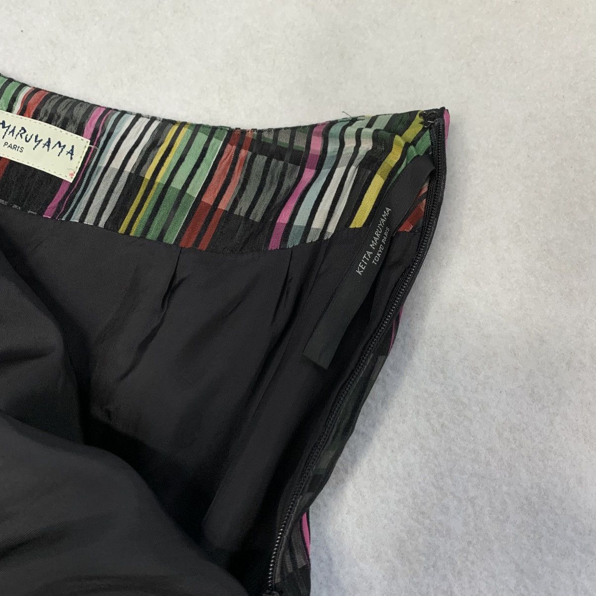 KEITAMARUYAMA Keita Maruyama AW2004-2005 Multicolor Striped Mermaid Skirt Size 26" / US 2 / IT 38 - 8 Thumbnail