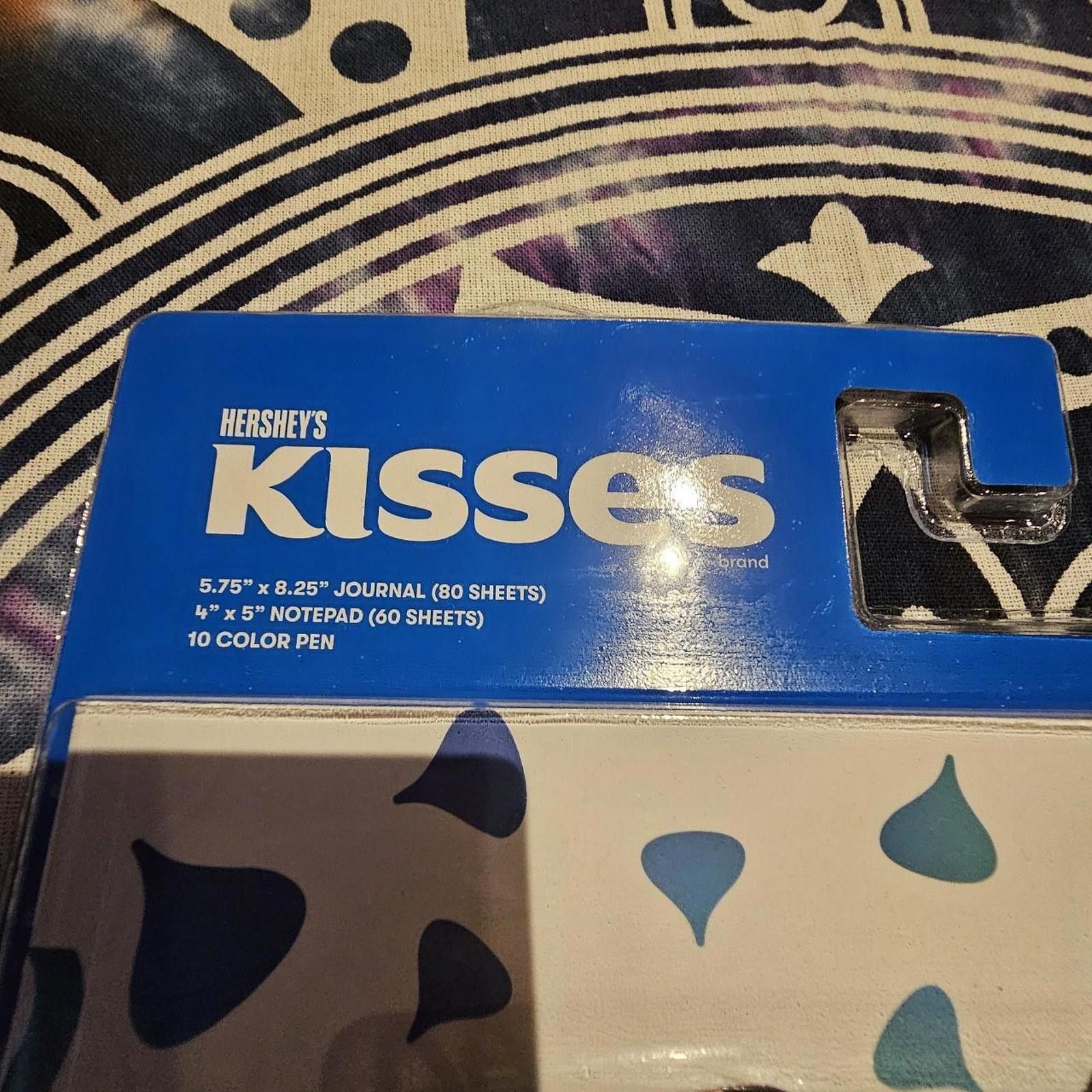 Designer Hershey Kisses Stationary Set Size ONE SIZE - 6 Thumbnail