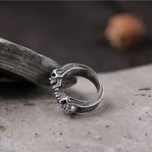 Jewelry Gothic Double Skull Ring Size ONE SIZE - 4 Thumbnail