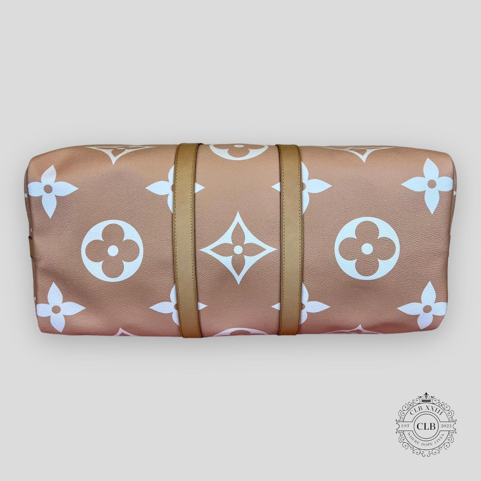Louis Vuitton LOUIS VUITTON GIANT MONOGRAM KEEPALL 45 - BRUME Size ONE SIZE - 3 Thumbnail