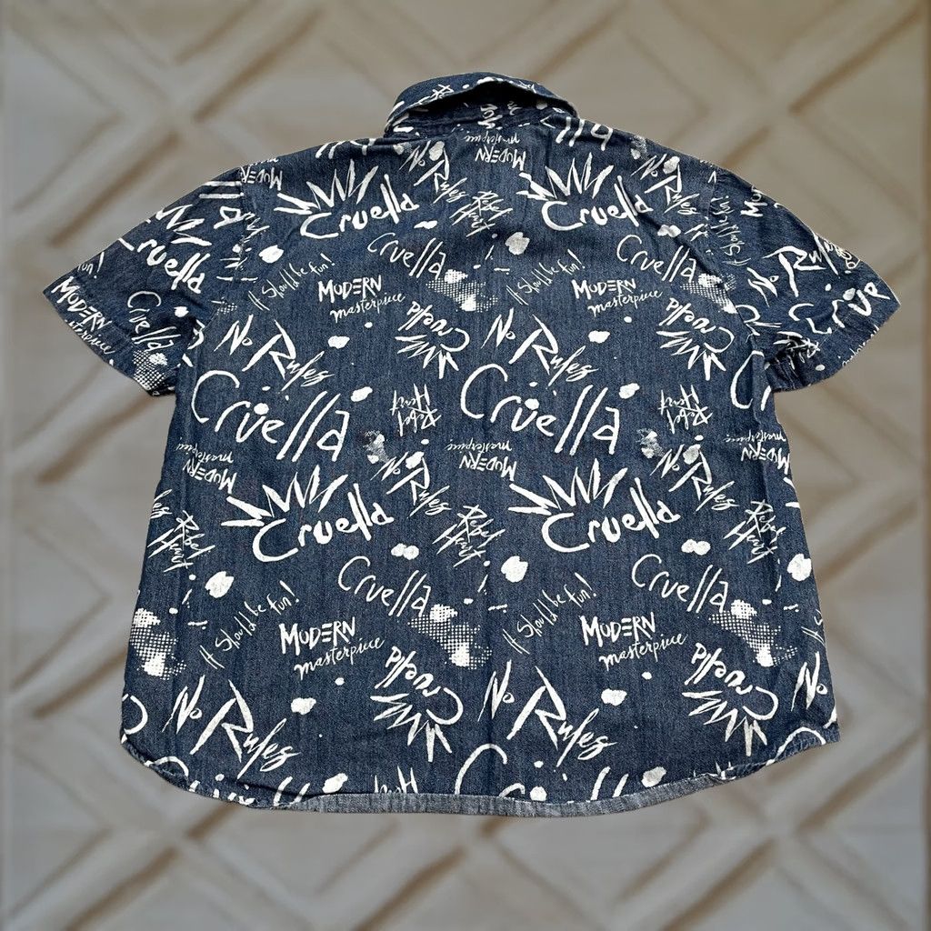 Disney VINTAGE Disney Cruella De Vil Denim Shirt Womens XS Blue Short Sleeve Button Down Size XS / US 0-2 / IT 36-38 - 1 Thumbnail