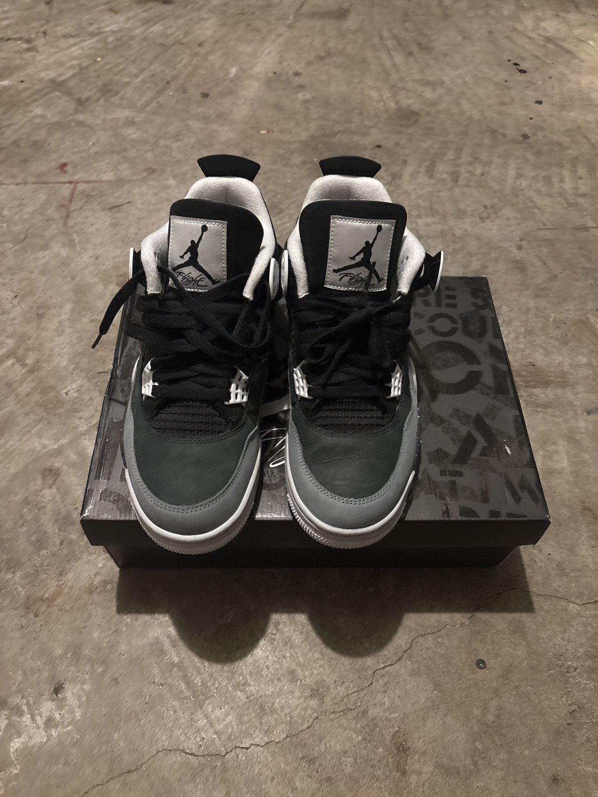 Jordan Brand Fear Jordan 4 retro Size US 9.5 / EU 42-43 - 1 Thumbnail