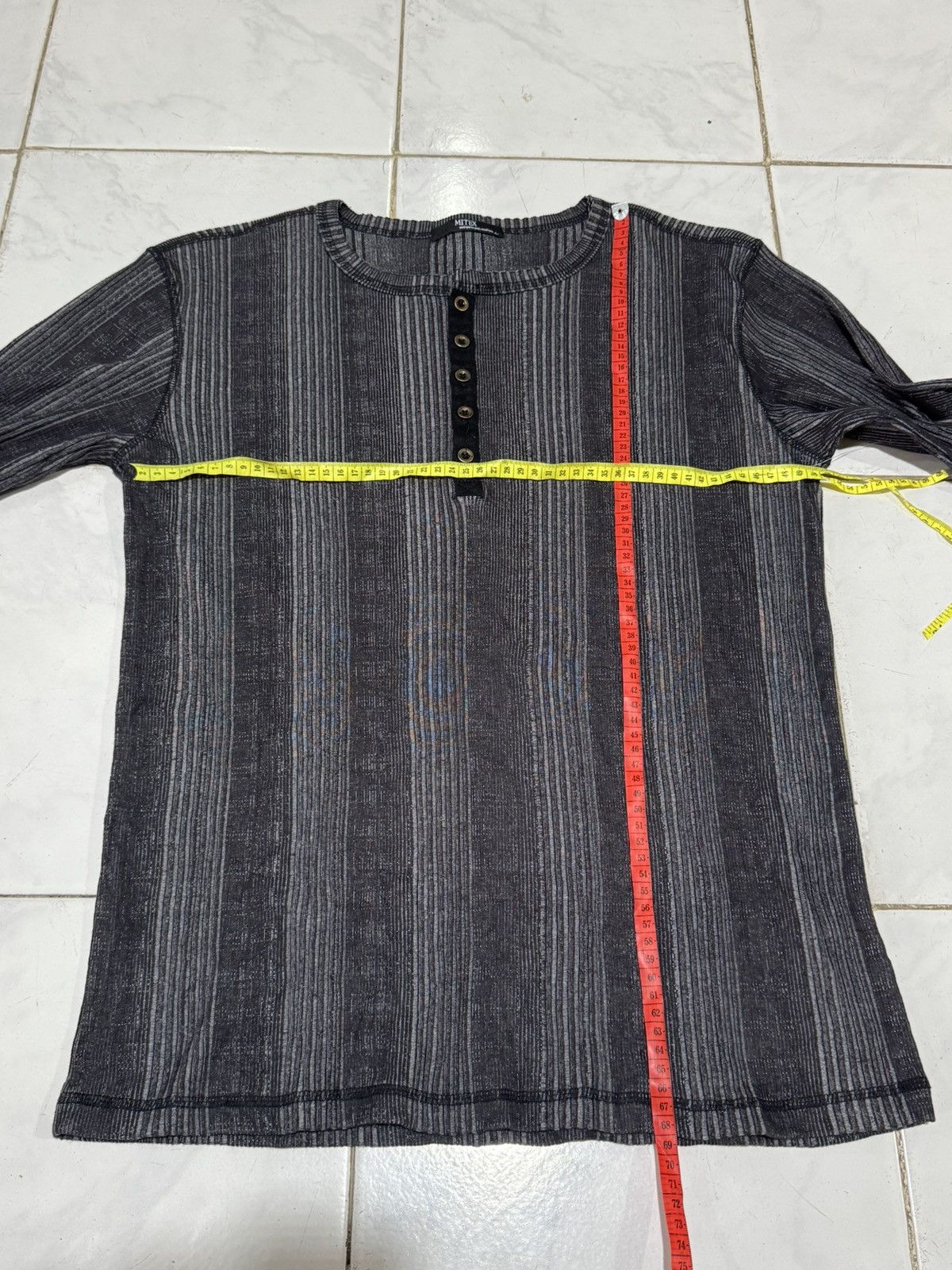 Shellac Mitex Thermal Half Button Long Sleeve Japanese Vkei Size US L / EU 52-54 / 3 - 6 Thumbnail