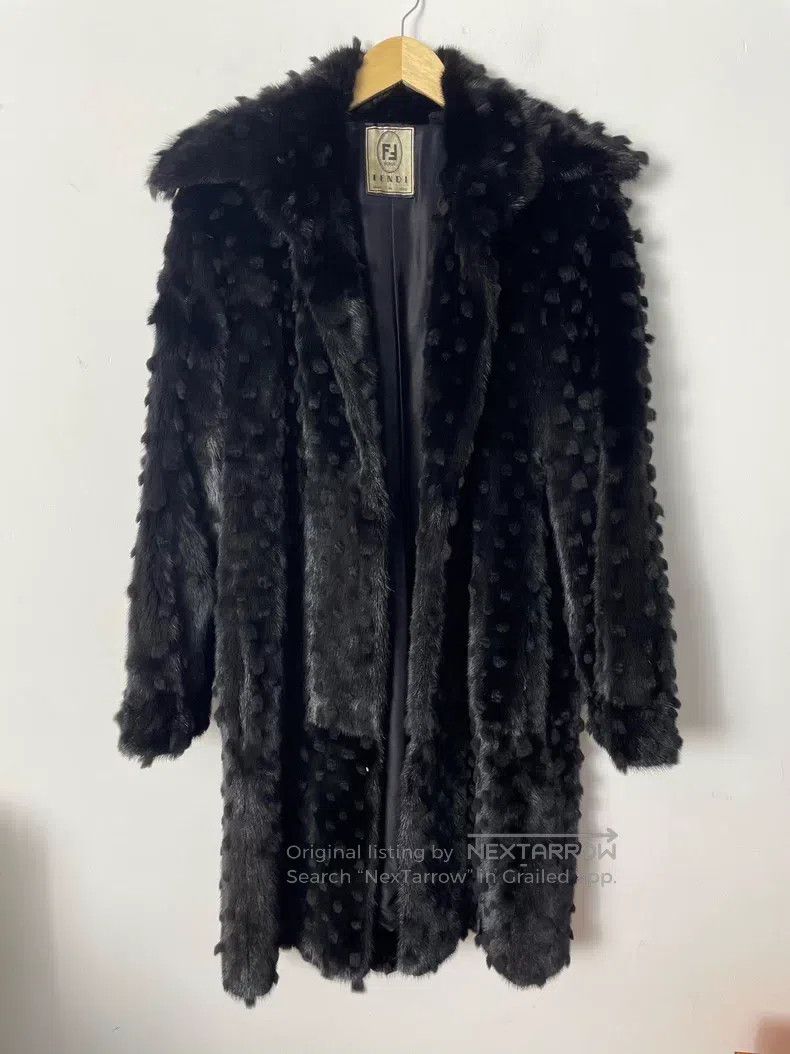 Fendi Fendi Vintage Black Fur Size M / US 6-8 / IT 42-44 - 1 Thumbnail