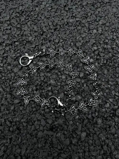 VIBE Leaf Chain Wallet, Belt Chain Size ONE SIZE - 2 Thumbnail