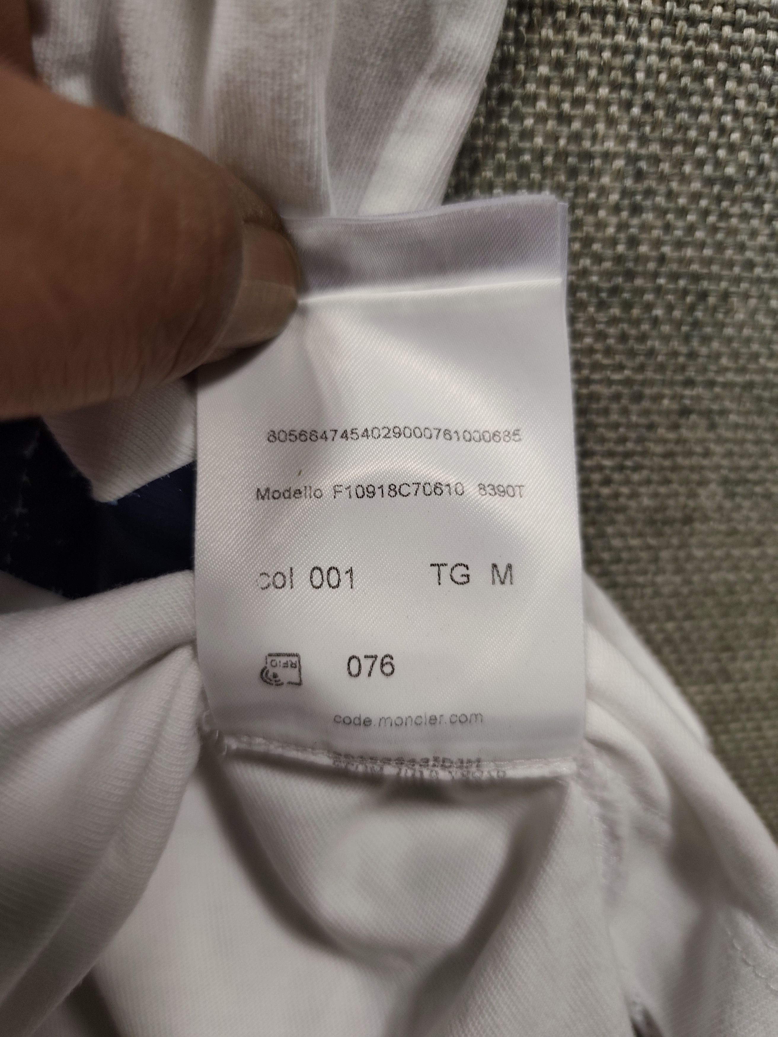 Moncler Moncler Tee Size US M / EU 48-50 / 2 - 8 Thumbnail