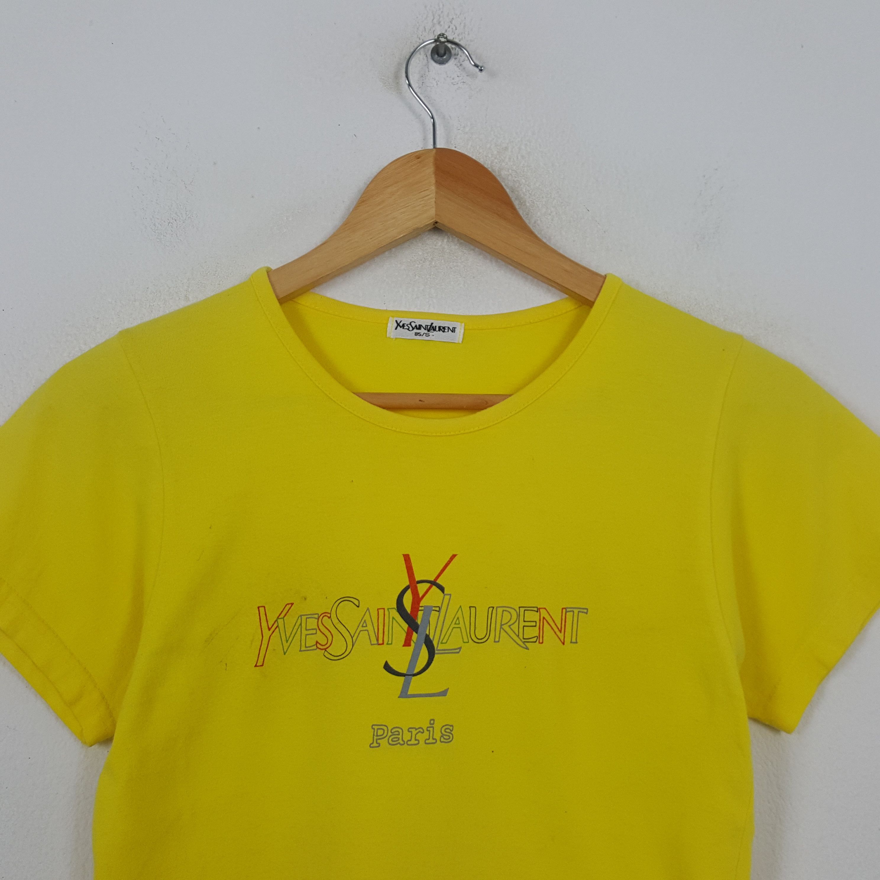 Yves Saint Laurent Vintage Yves Saint Laurent Paris Fashion Brand T-shirt RR13 Size XS / US 0-2 / IT 36-38 - 2 Thumbnail