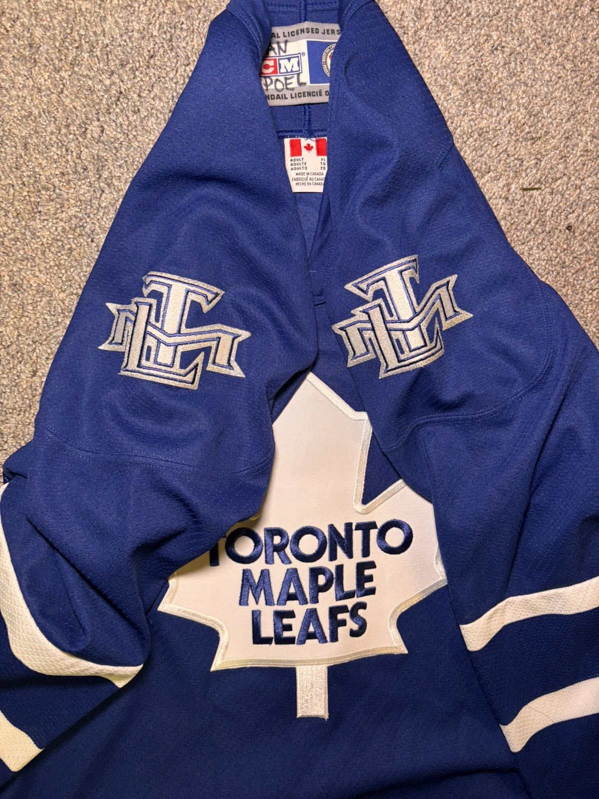 Ccm NWT Vintage Toronto Maple Leafs Team Jersey NHL CCM Mens XL Size US XL / EU 56 / 4 - 4 Thumbnail