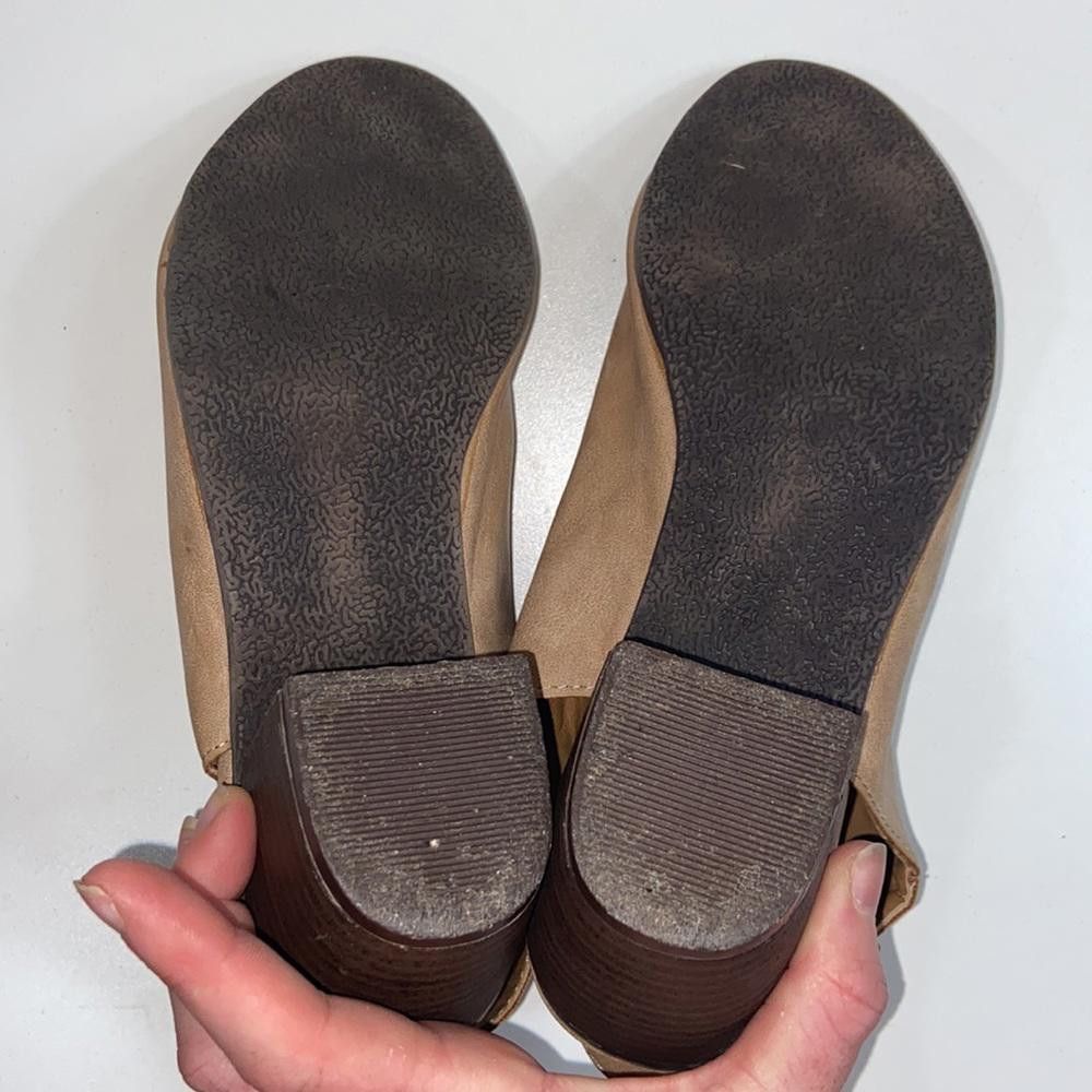 Designer Madden Girl I Tan Warnerr Open Toe Heel Size 7.5 Size US 7.5 / IT 37.5 - 8 Thumbnail