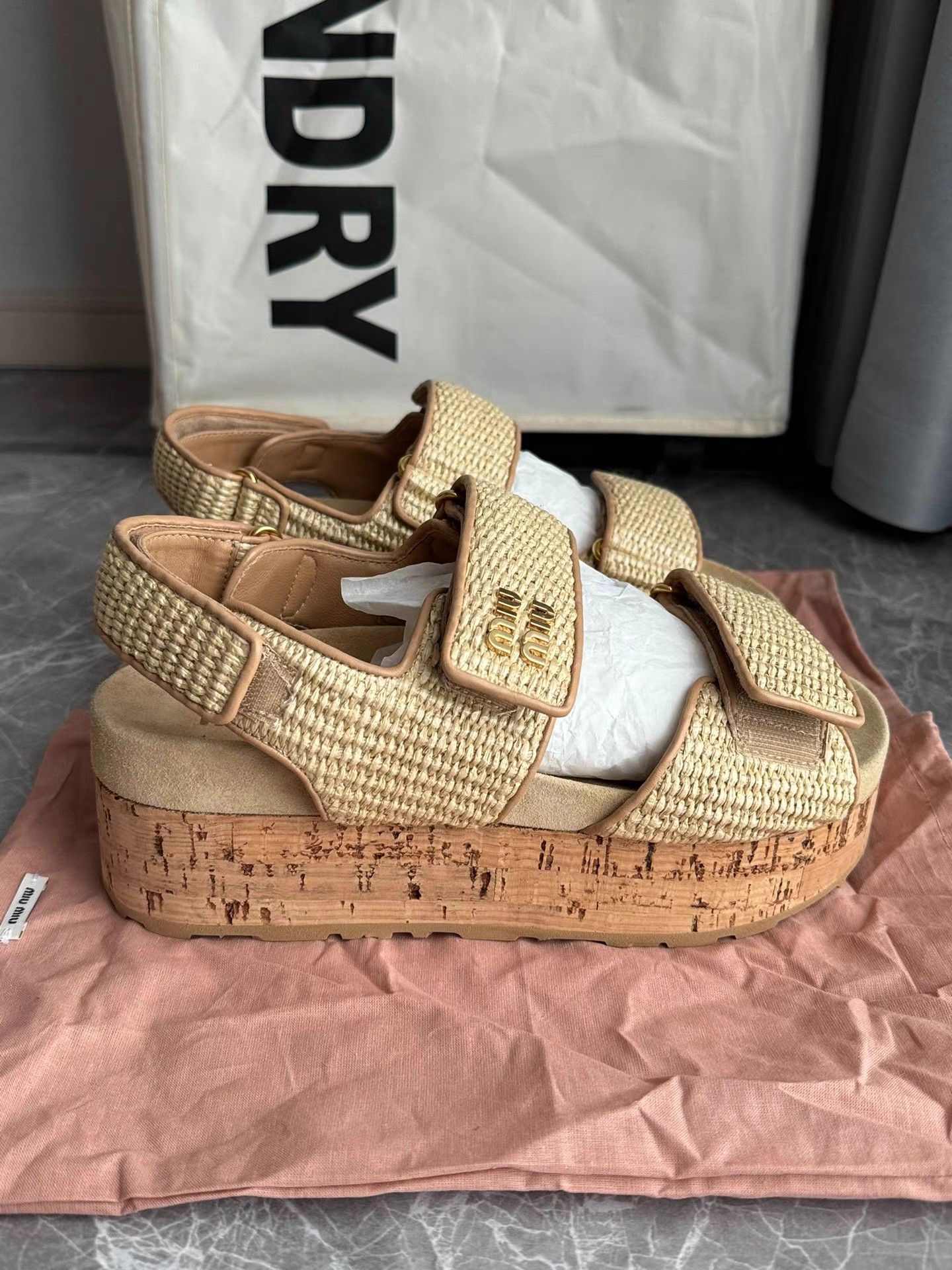 Miu Miu MiuMiu Beach Sandals K6 Size US 8 / IT 38 - 2 Thumbnail