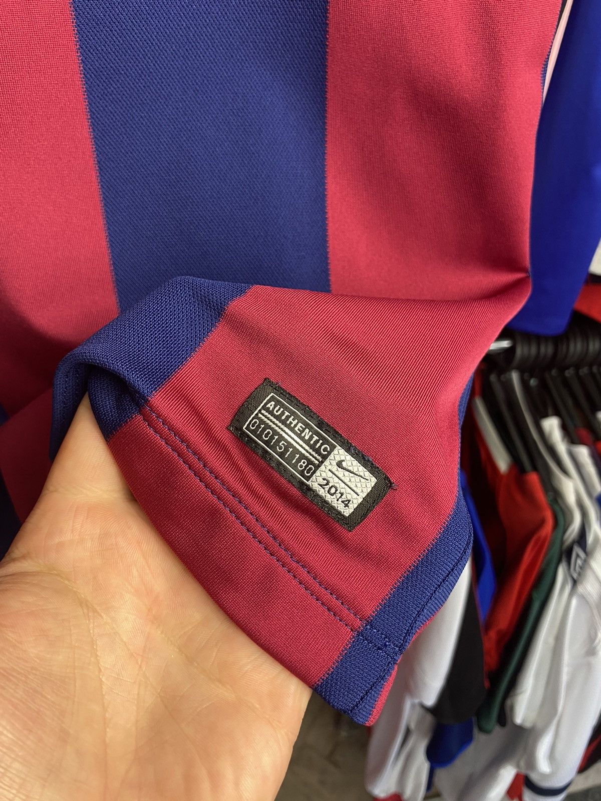 Nike 2014/15 NIKE BARCELONA #22 DANI ALVES FOOTBALL JERSEY SHIRT Size US S / EU 44-46 / 1 - 7 Thumbnail