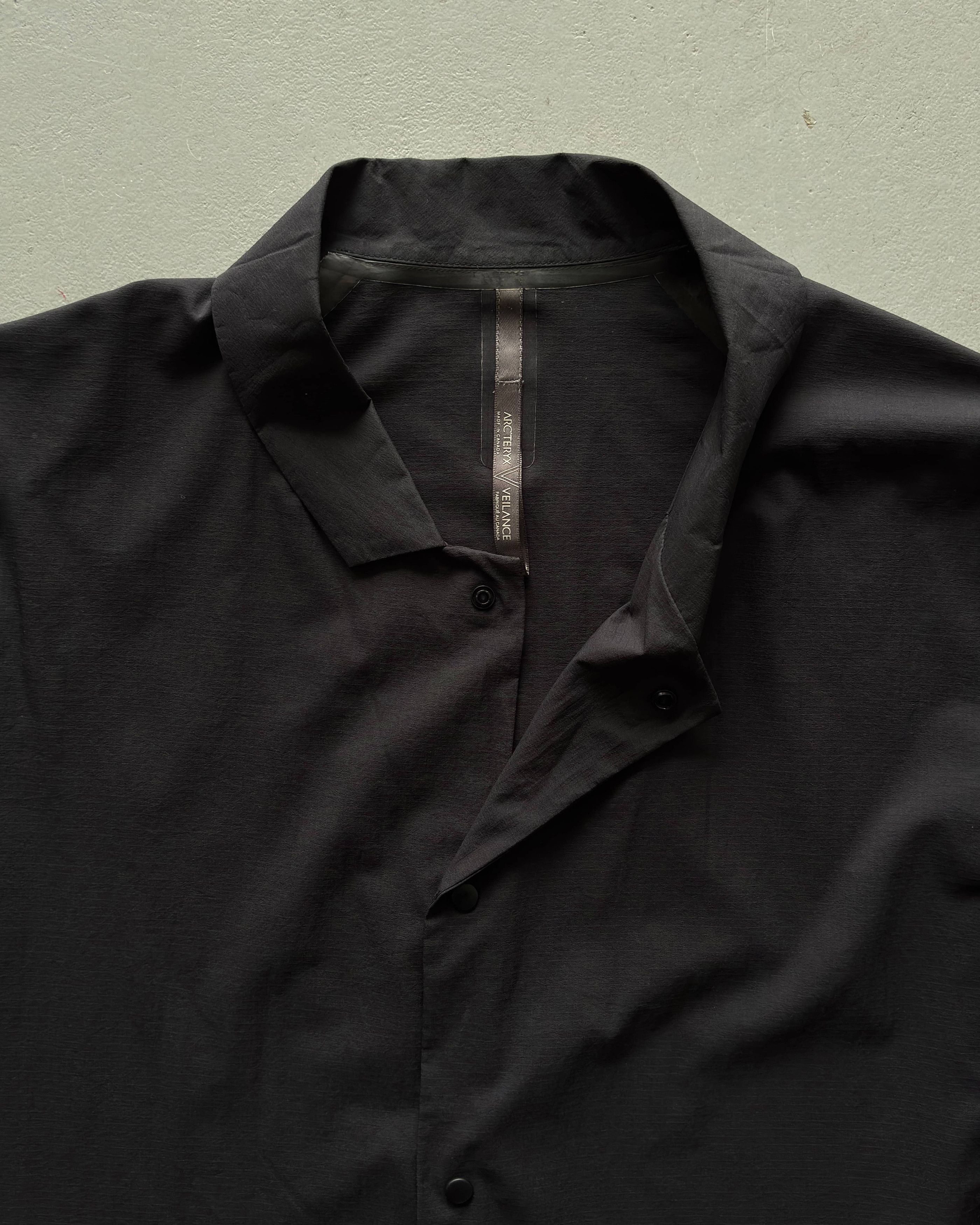 Veilance Arc'teryx Veilance Button Up Size US L / EU 52-54 / 3 - 4 Thumbnail