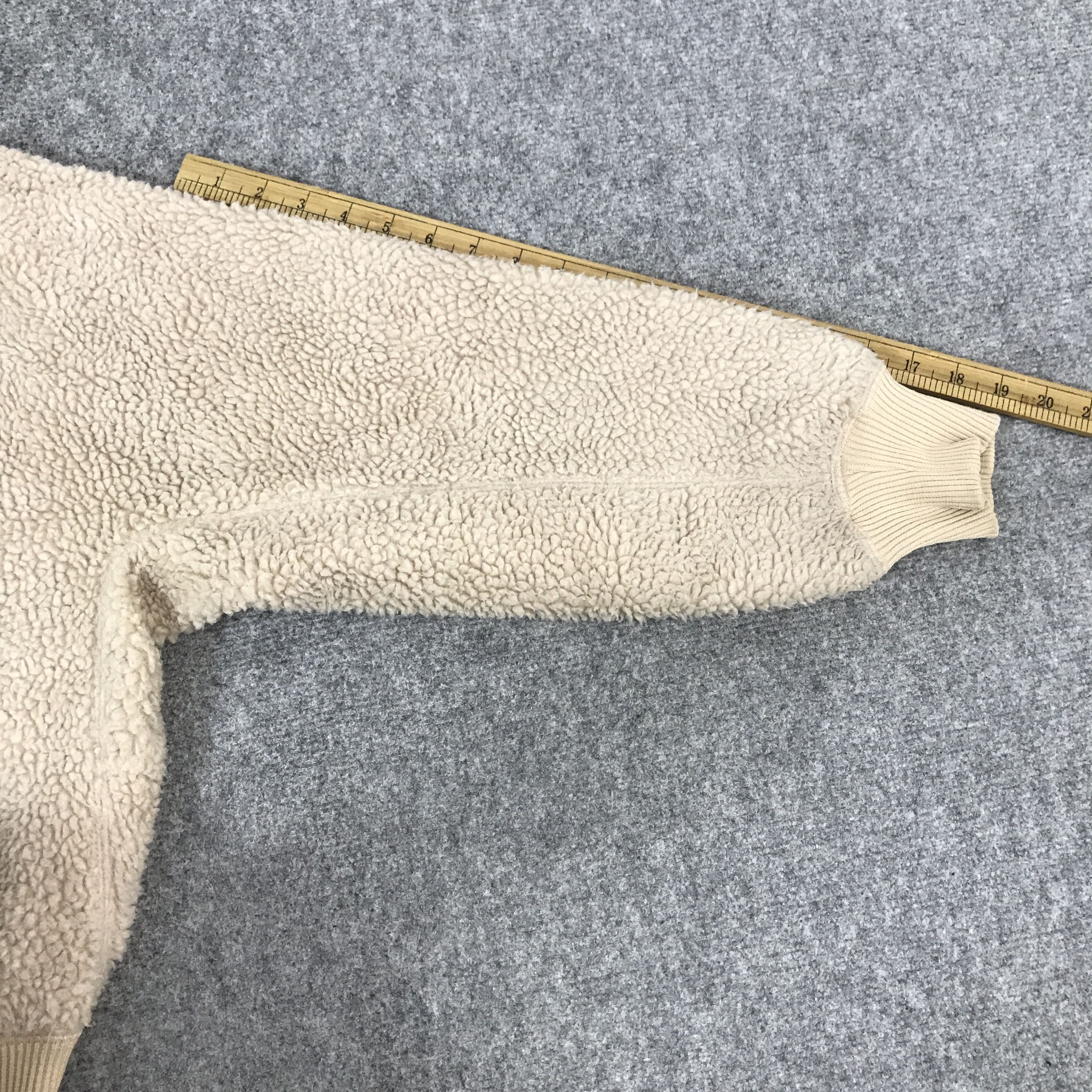 Lemaire × Uniqlo Lemaire x uniqlo fleece sherpa jacket Size US L / EU 52-54 / 3 - 6 Thumbnail