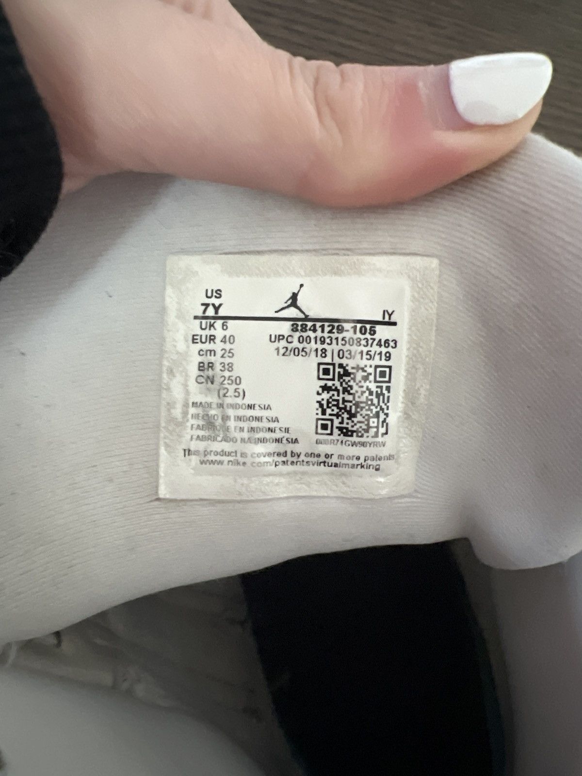 Jordan Brand Jordan 13 Retro Lakers Size US 7 / EU 40 - 6 Thumbnail