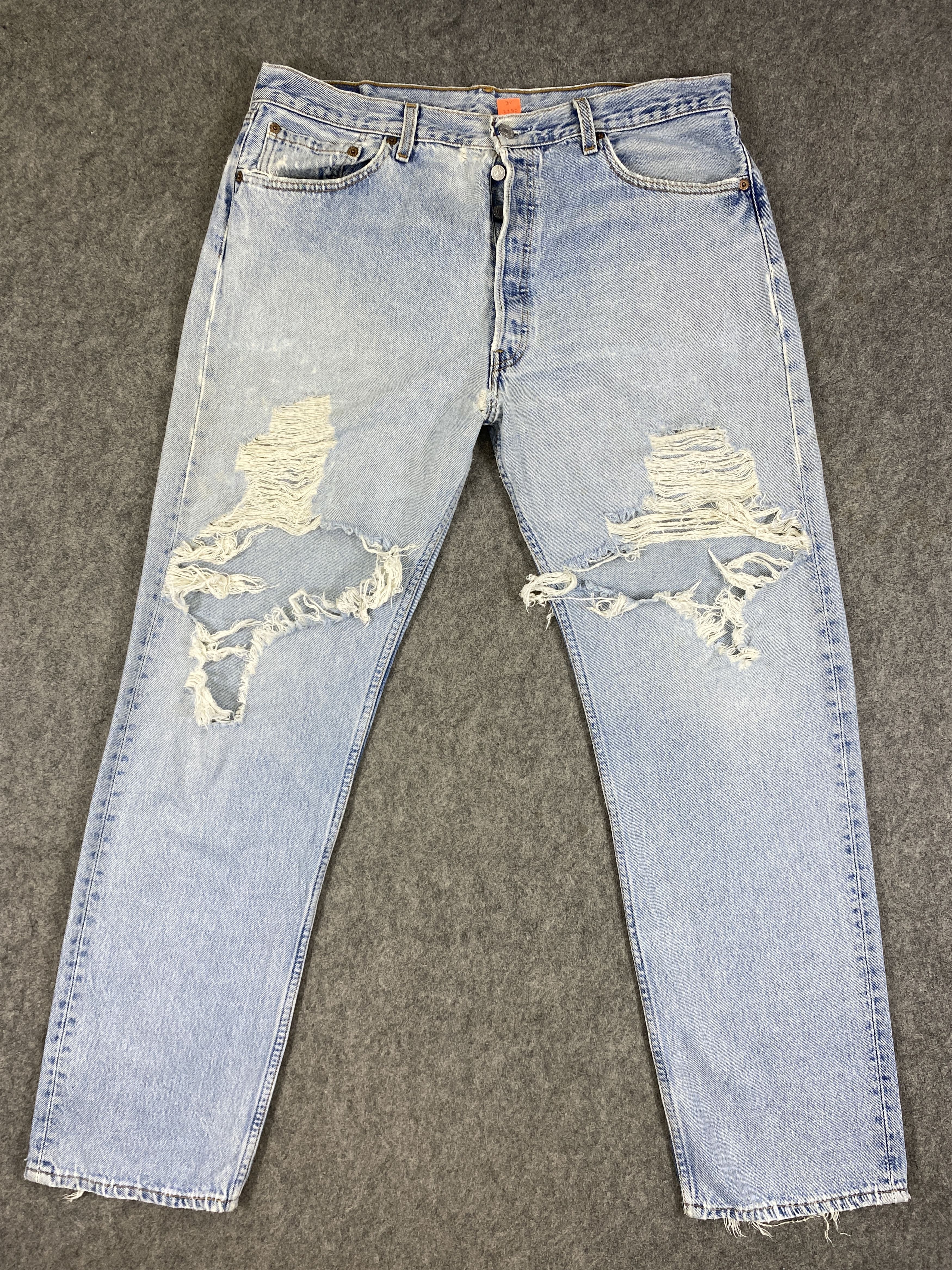 Japanese Brand Light Blue Wash Vintage Levi's 501 36x31.5 Denim -JN2350 Size US 36 / EU 52 - 1 Thumbnail