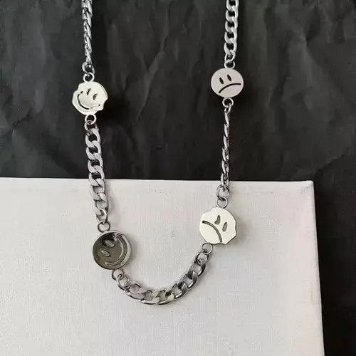 Other Smiley Face Pendant Necklace Size ONE SIZE - 2 Thumbnail