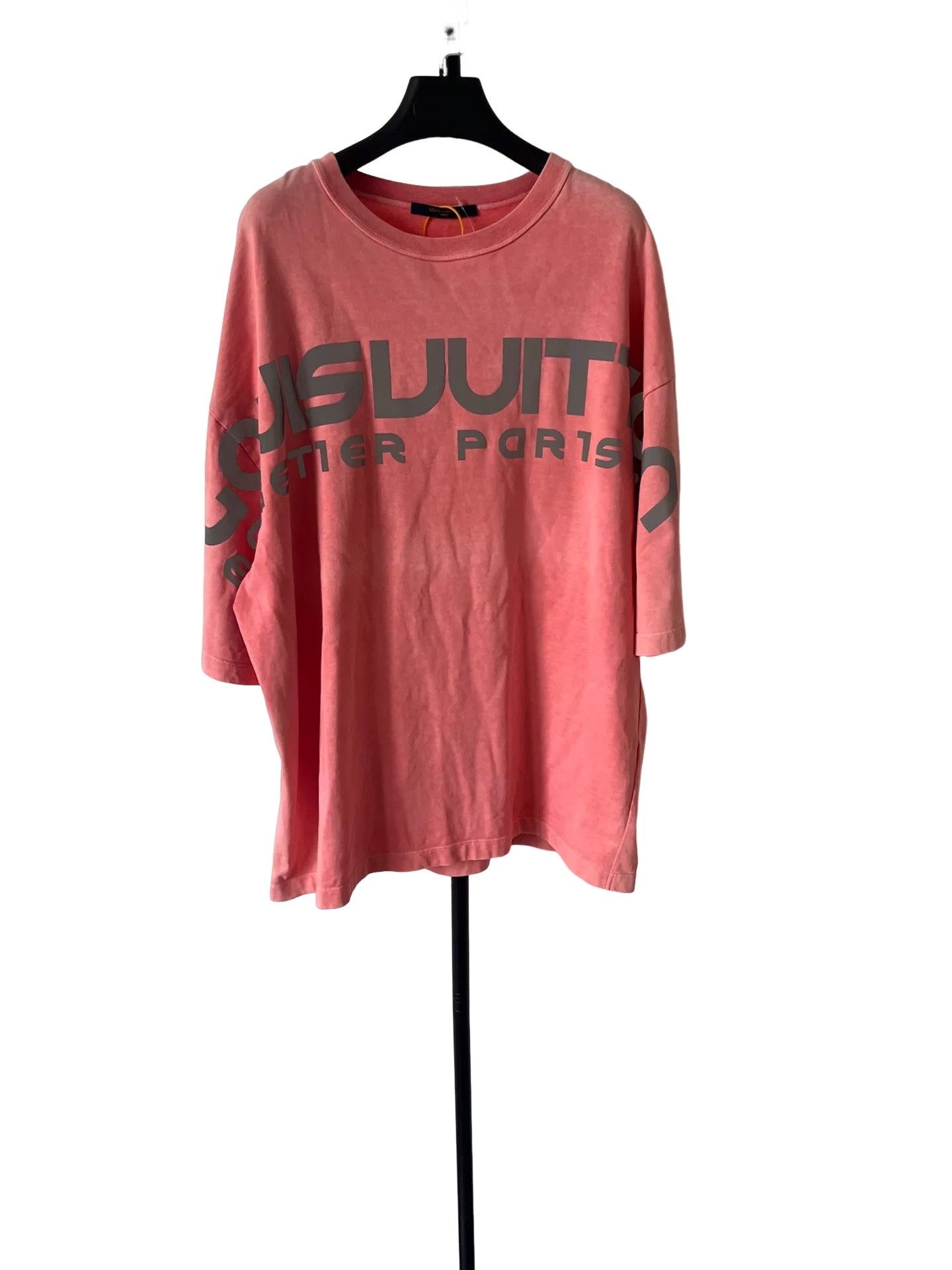 Louis Vuitton Louis Vuitton Reflective Logo T-Shirt Size M Size US M / EU 48-50 / 2 - 1 Thumbnail