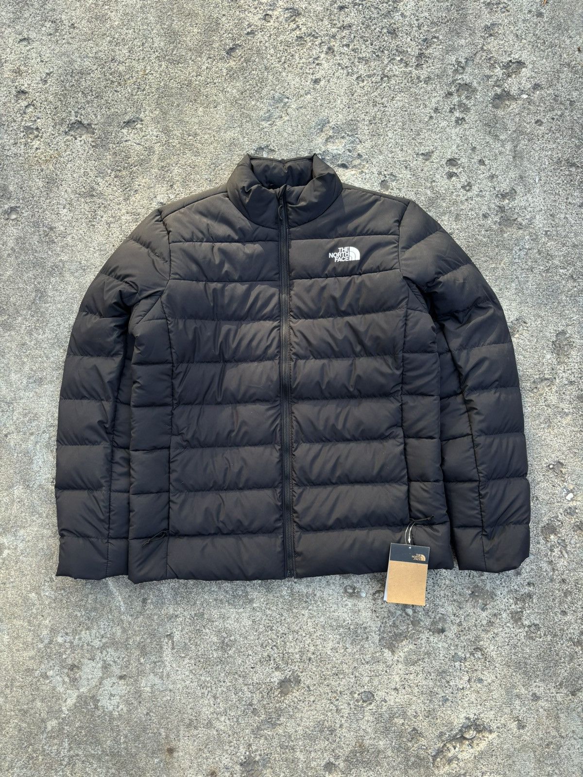 The North Face North face puffer brand new Size US M / EU 48-50 / 2 - 1 Thumbnail