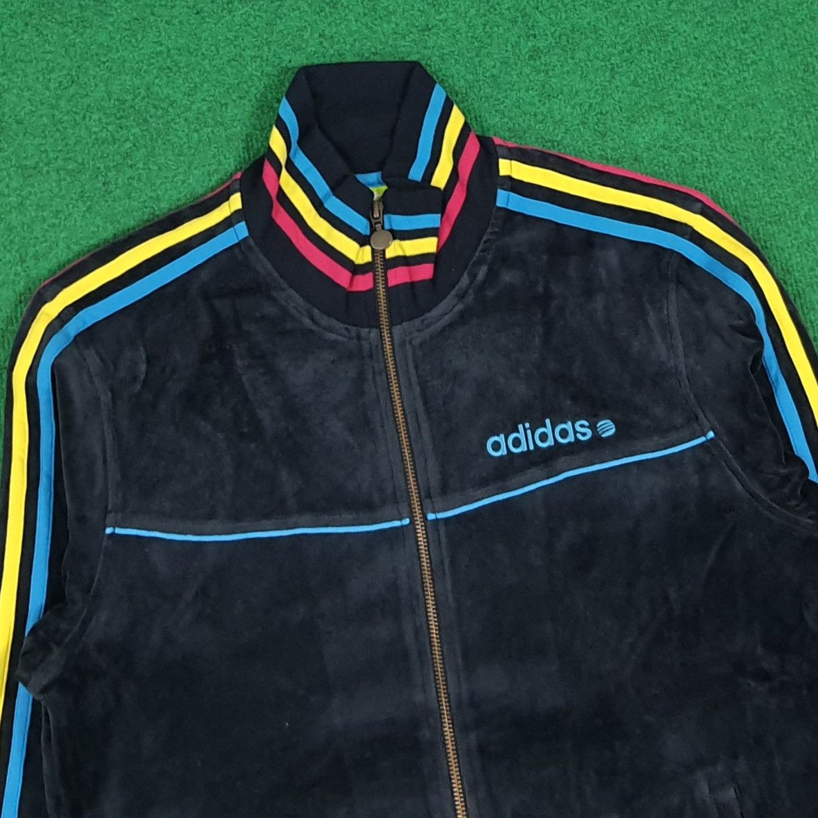 Adidas Vintage Adidas NEO Velour Track Velvet Jacket C283N12 Size US S / EU 44-46 / 1 - 2 Thumbnail