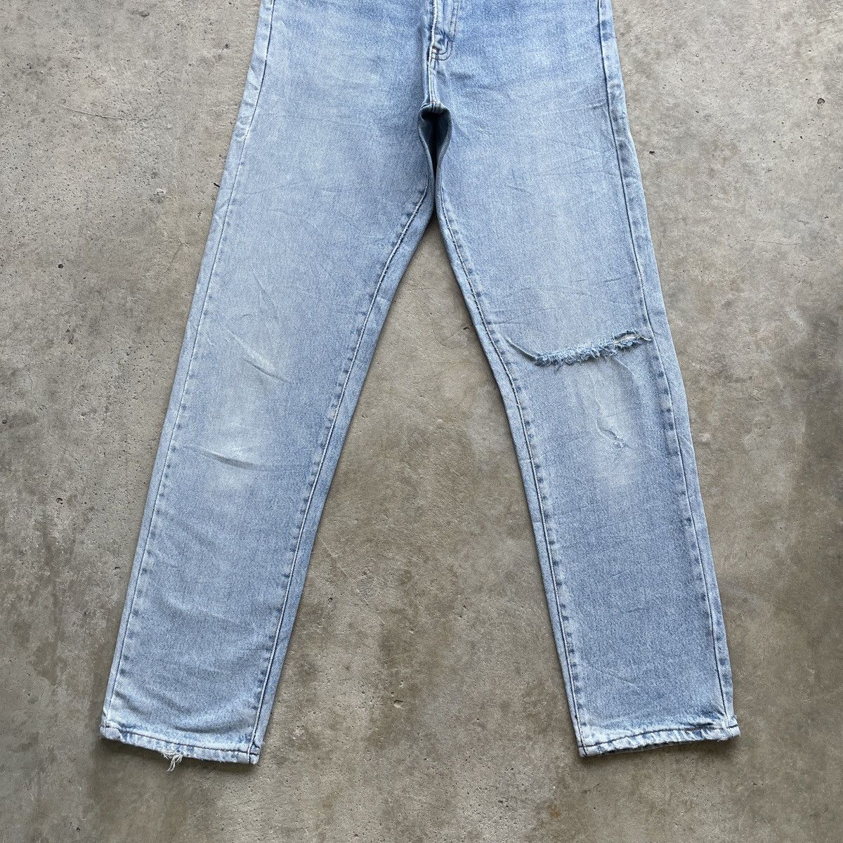 Benetton Vintage Benetton Formula 1 Wash Jeans Faded Distressed Pants Size US 27 - 4 Thumbnail