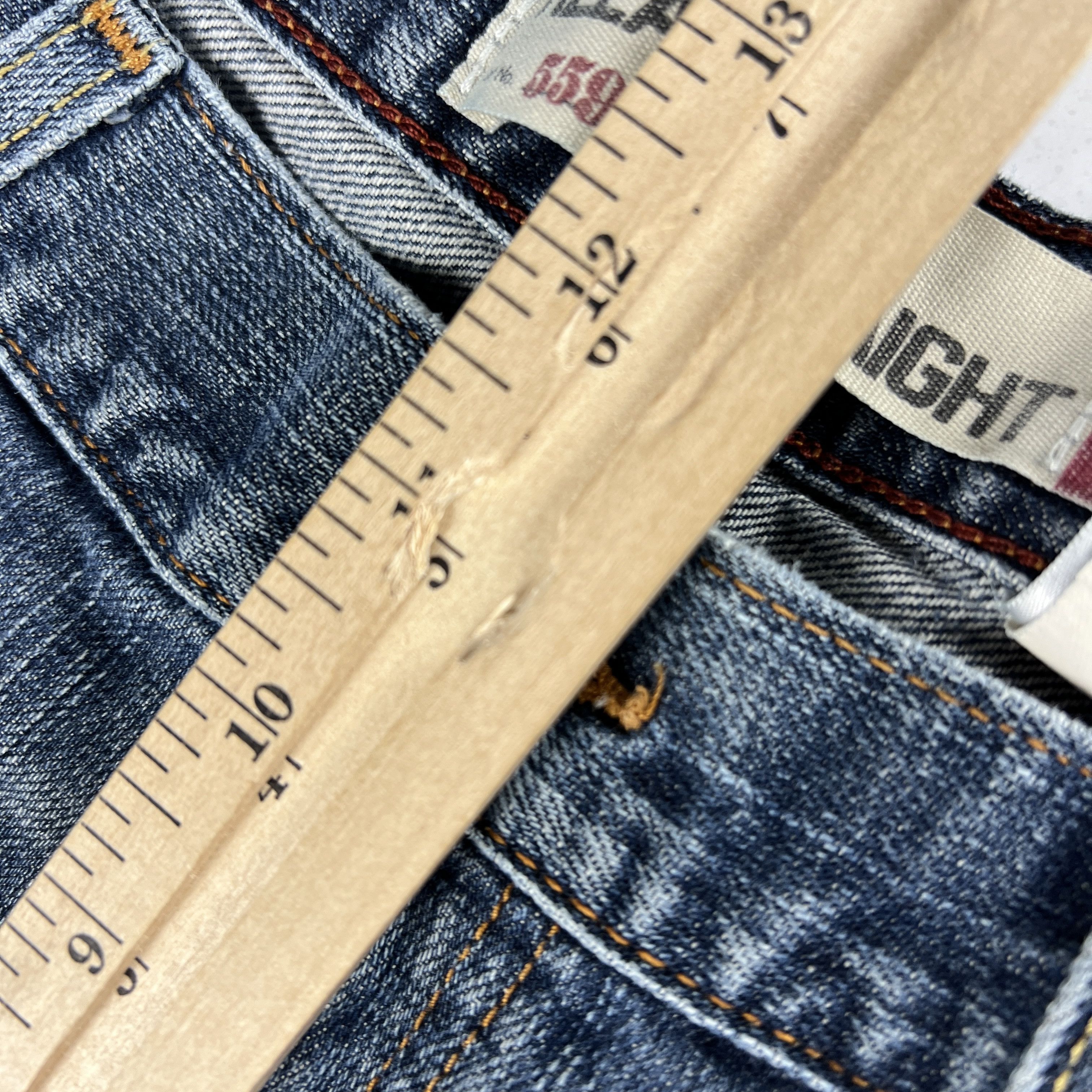 Levi's Y2K Levi's Jeans 559 Relaxed Straight Blue Thrashed Denim Size US 34 / EU 50 - 24 Thumbnail