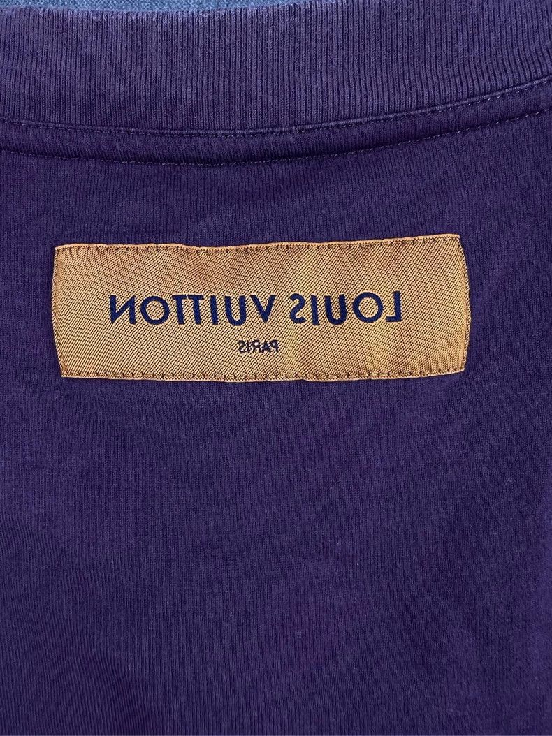 Louis Vuitton Louis Vuitton size 5l Neckline embossed LOGO short sleeve Size US M / EU 48-50 / 2 - 5 Thumbnail