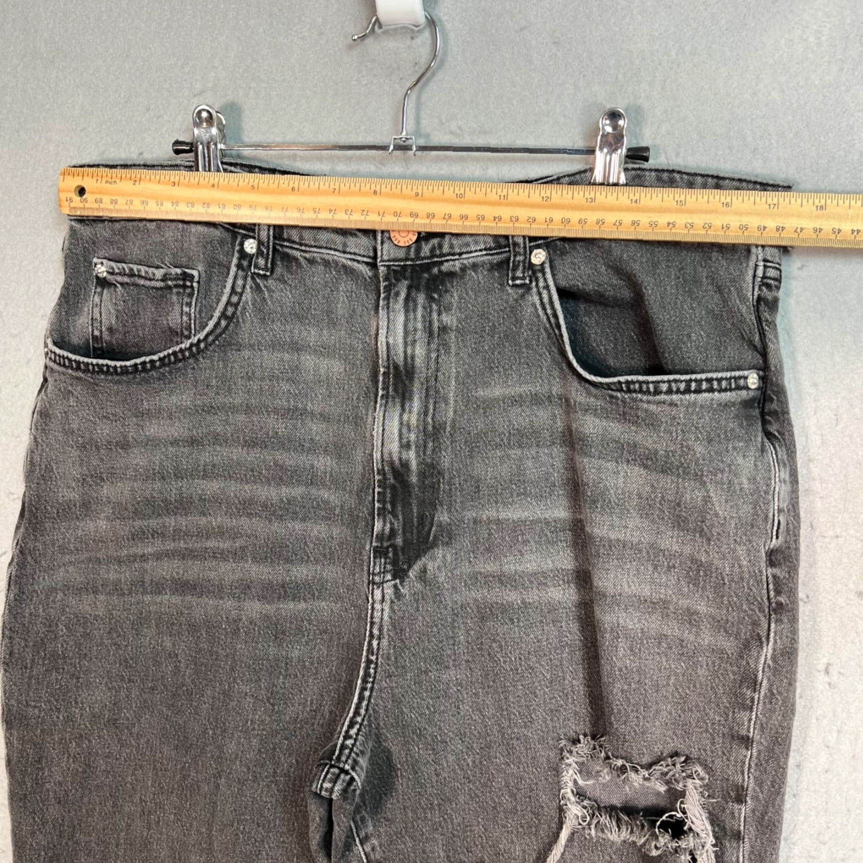 Bdg BDG Urban Outfitters Gray Distressed High-Rise Flare Jeans Womens Size 34 Size 24" / US 00 / IT 34 - 5 Thumbnail