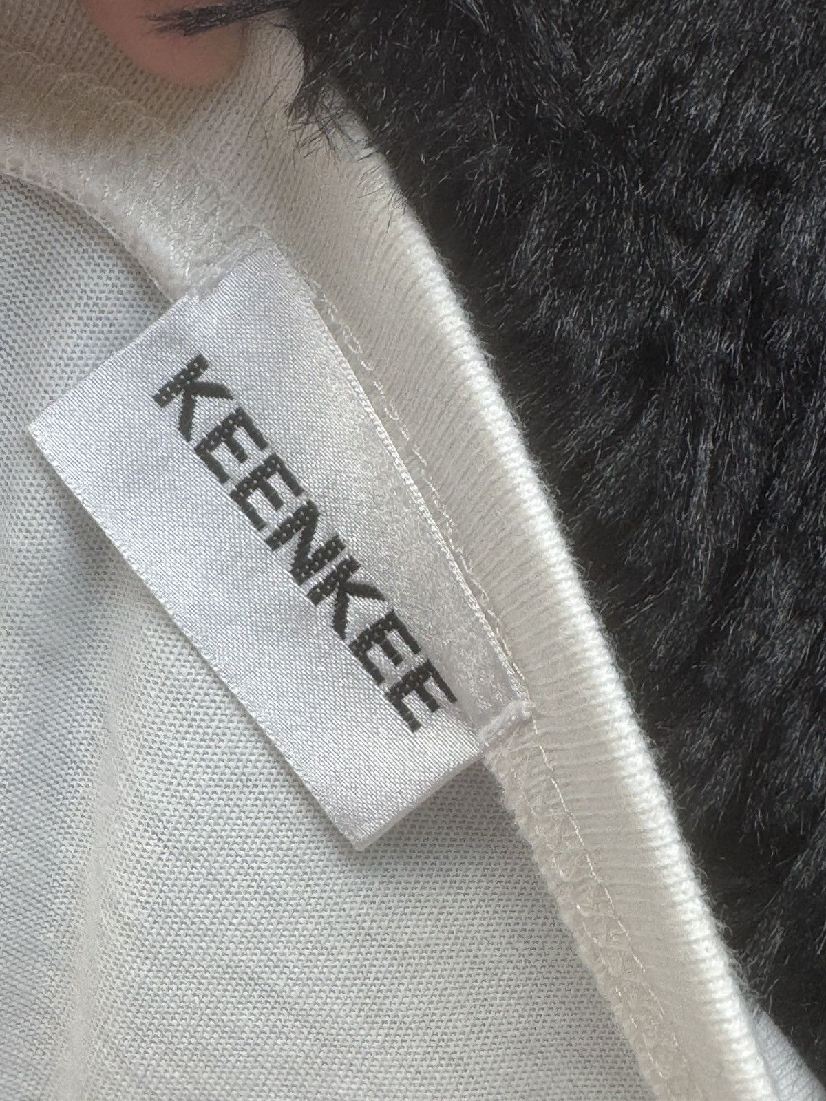 KEENKEEE double layered long sleeve Size US M / EU 48-50 / 2 - 5 Thumbnail