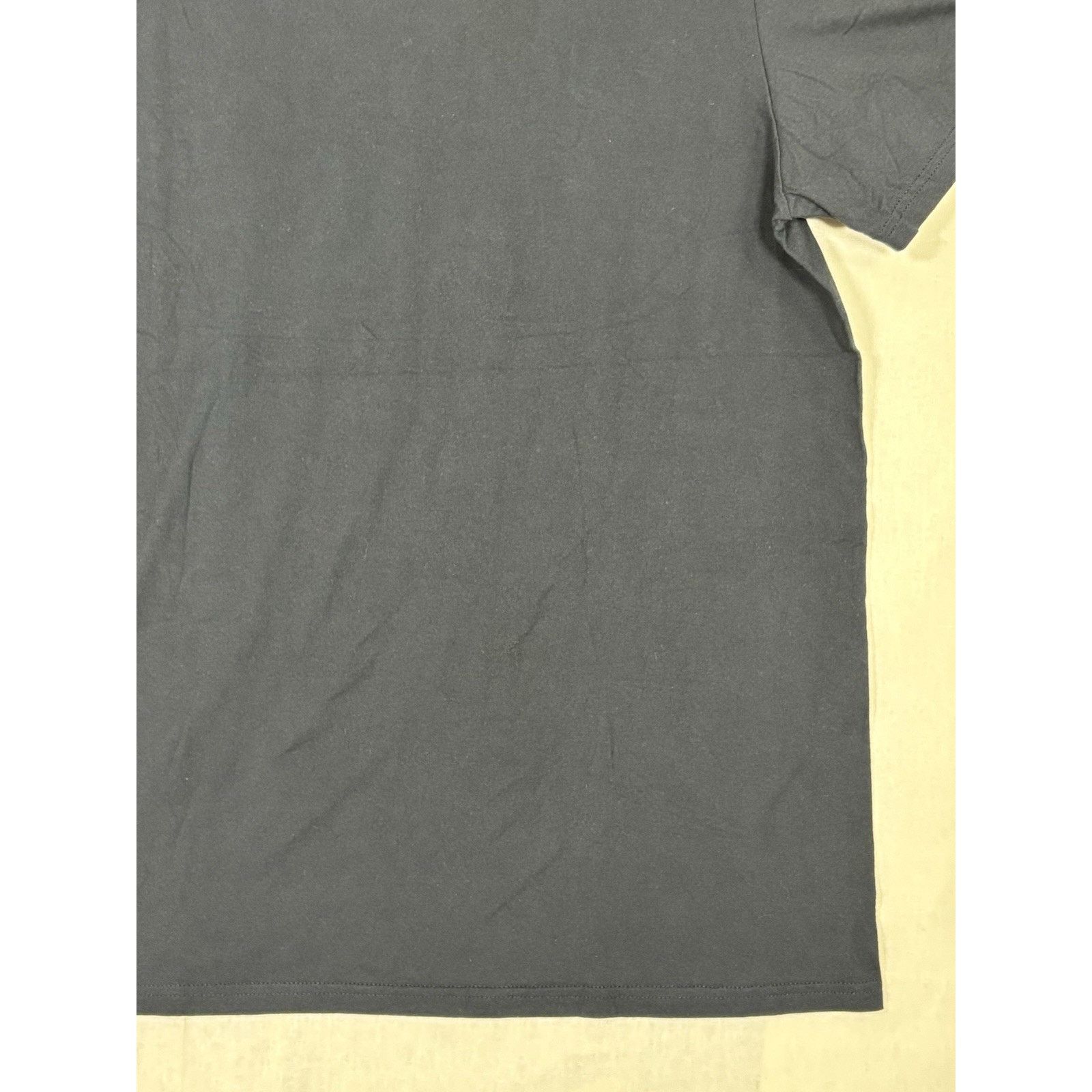 The Unbranded Brand Queen Nation Tribute Band T-Shirt Youth XL Tee Size US L / EU 52-54 / 3 - 16 Thumbnail