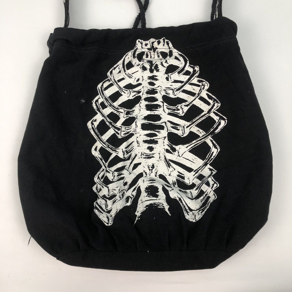 Japanese Brand GLAD NEWS SKULL PRINTED CROSSBODY CANVAS TOTE BAG Size ONE SIZE - 2 Thumbnail