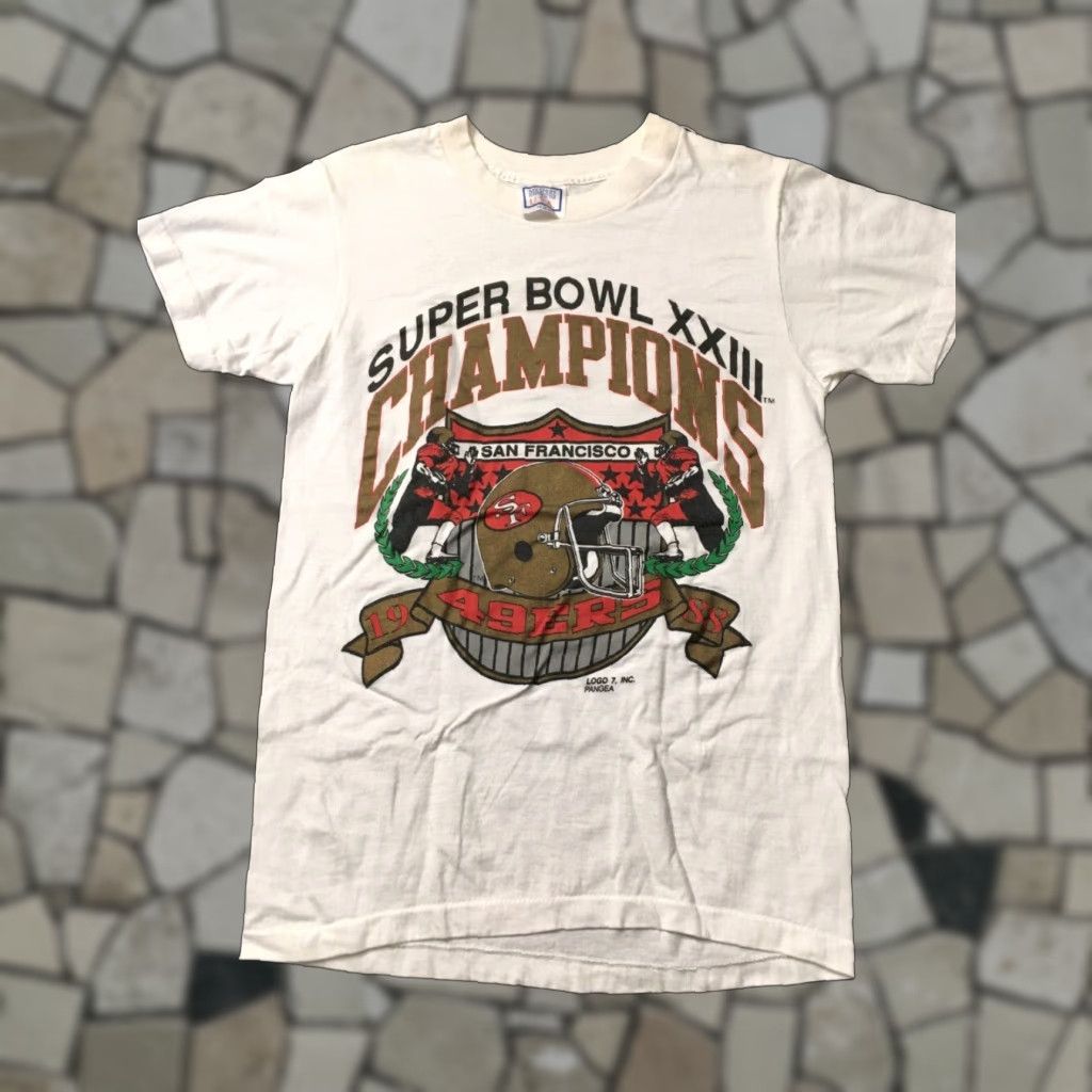 Champion VINTAGE 49ERS San Francisco Super Bowl Champions T Shirt Medium White Graphic Tee Mens Size US M / EU 48-50 / 2 - 1 Thumbnail