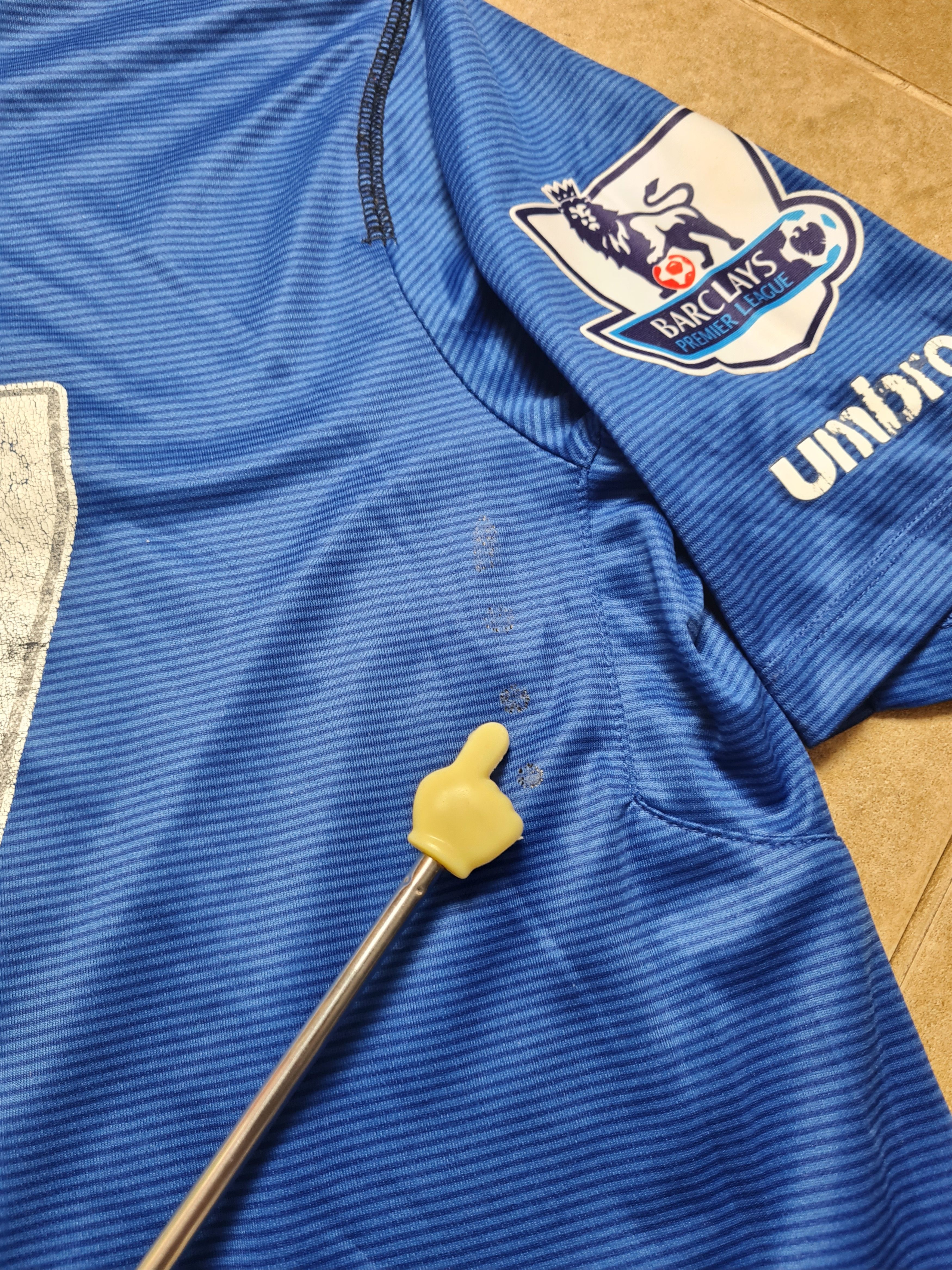 Umbro EVERTON ENGLAND 2014/2015 HOME SHIRT JERSEY #17 BESIC UMBRO Size US L / EU 52-54 / 3 - 25 Thumbnail