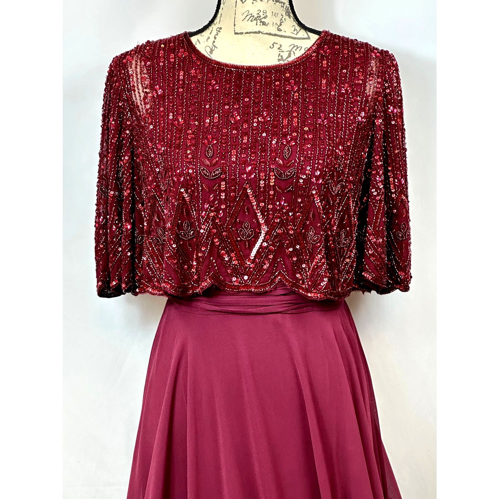 Other Mac Duggal Beaded Overlay A-Line Sequin Gown Aubergine 6 Size M / US 6-8 / IT 42-44 - 12 Thumbnail