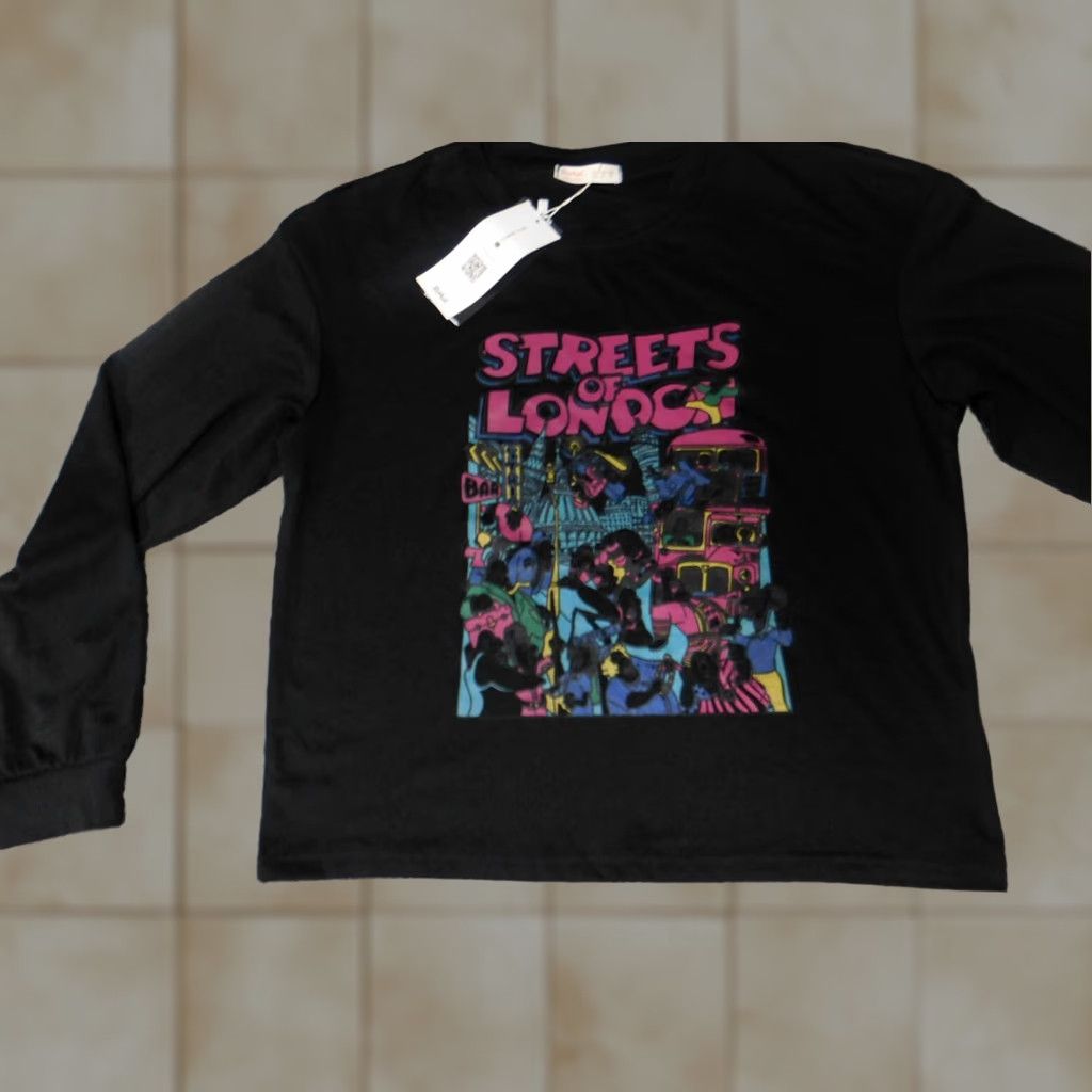 Vintage ROMWE Shirt Womens M Black London Graphic Casual Crew Neck T-Shirt Size M / US 6-8 / IT 42-44 - 1 Thumbnail