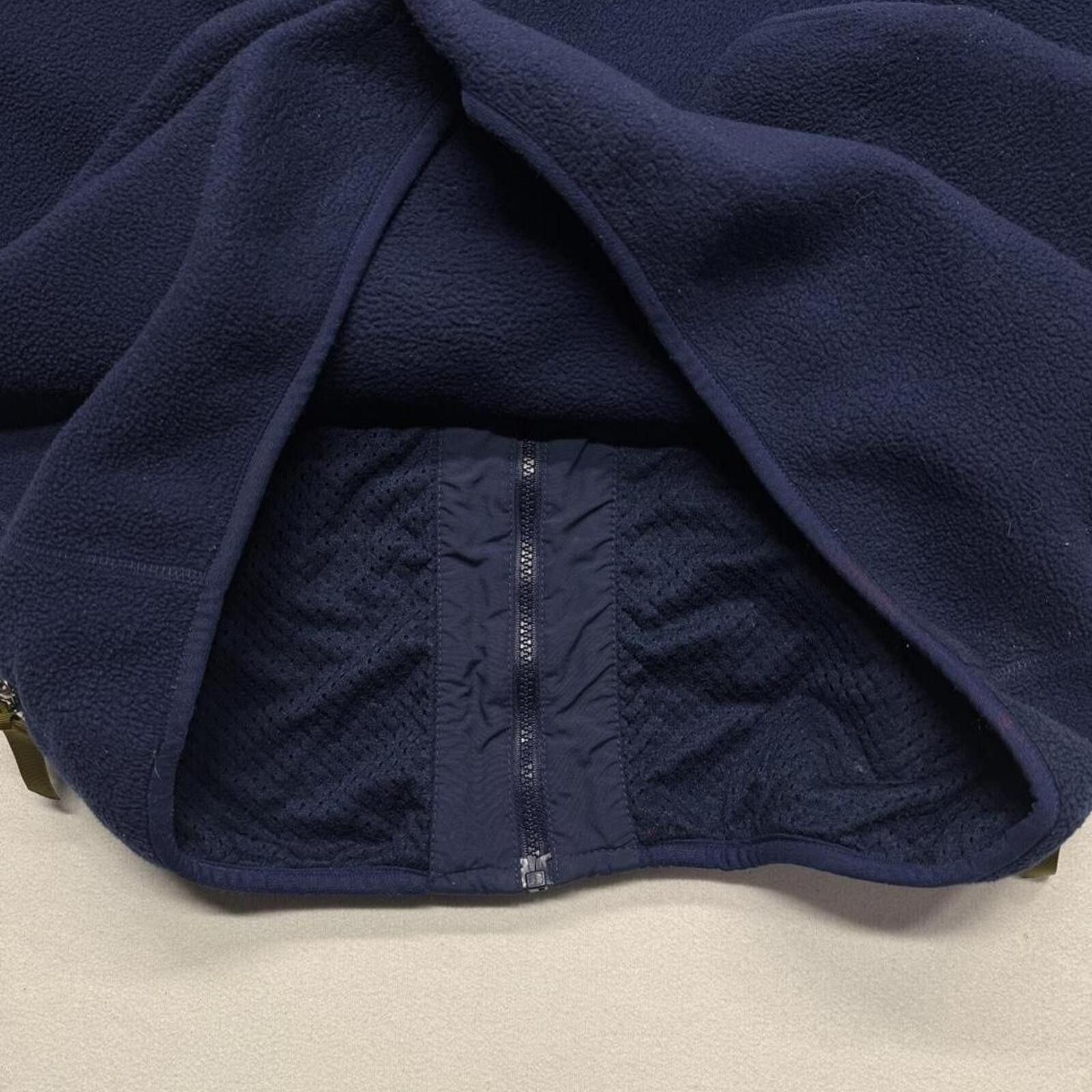 Patagonia VTG 90s Patagonia Synchilla navy blue fleece jacket full zip Size US XL / EU 56 / 4 - 3 Thumbnail