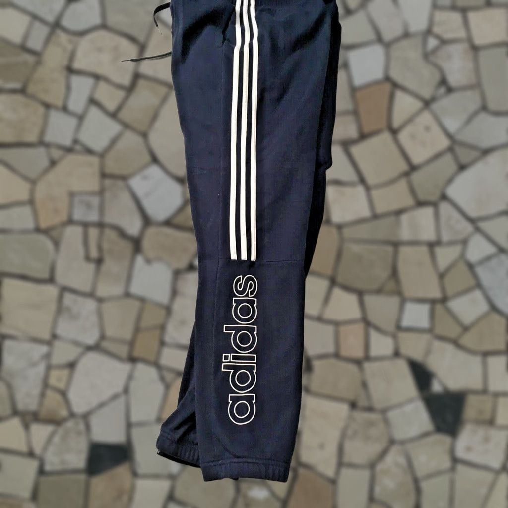 Adidas Adidas Pants Mens Large Blue White Stripes Sweat Pants Jogger Adult 32 X 30 Regular Elastic Waist Breathable Size US 32 / EU 48 - 1 Thumbnail