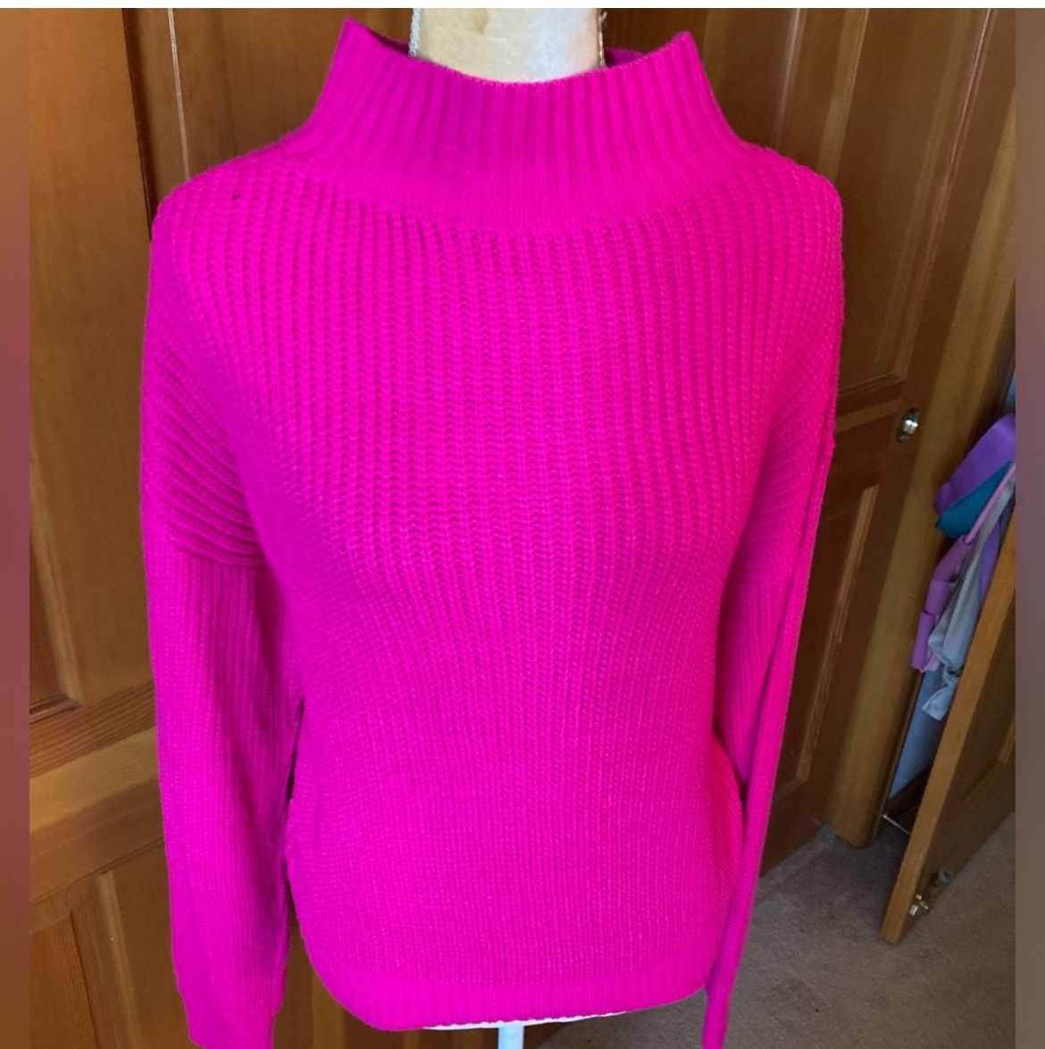 Designer × Other NWT, Lavishly Paris Ribbed Knit Mock Neck Sweater. Size M / US 6-8 / IT 42-44 - 2 Thumbnail