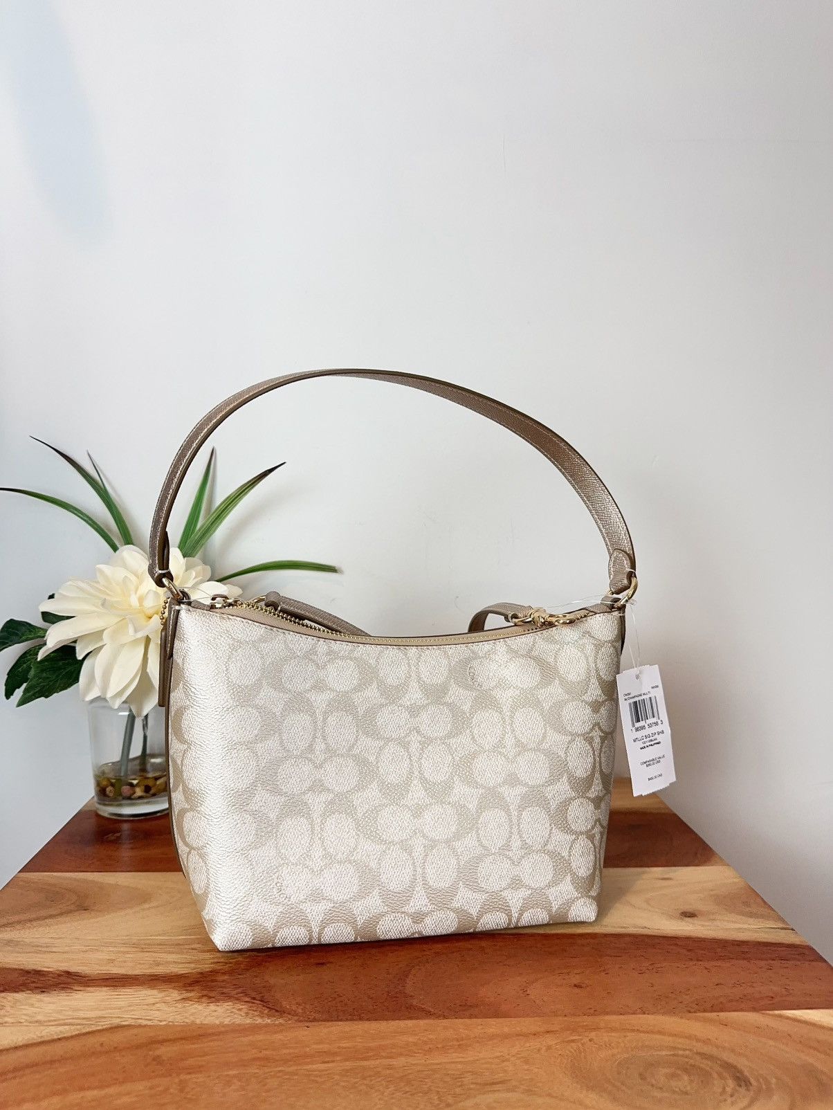 Coach NWT Coach Zip Top Shoulder Bag In Signature Canvas Size ONE SIZE - 3 Thumbnail