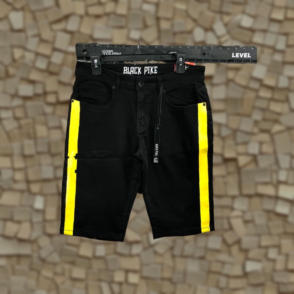 Vintage Black Pike Shorts Mens Size 32 Mid Rise Dark Wash Black Yellow Bermuda 5-Pocket Denim Cotton Blend Belt Loops Flat Front Regular Size US 32 / EU 48 - 1 Thumbnail