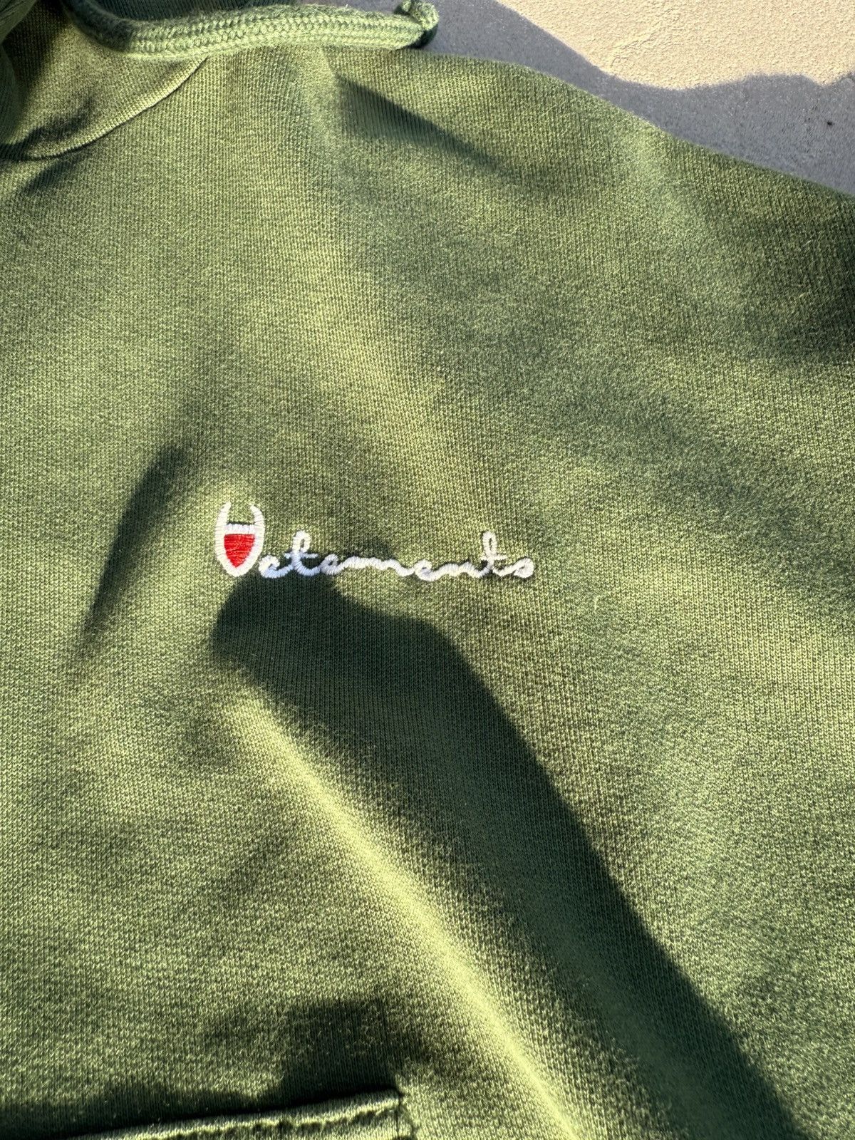 Champion × Vetements Vetements Polizei Hoodie Size XS / US 0-2 / IT 36-38 - 4 Thumbnail