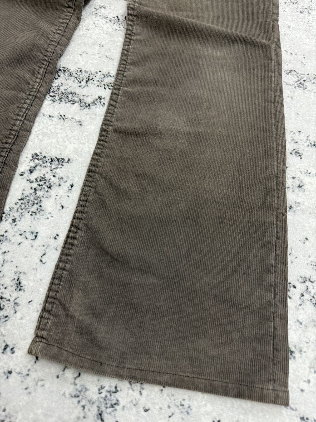 Levi's Vintage Levi’s 517 Grey Corduroy Bootcut Flared Pants Size US 31 - 8 Thumbnail