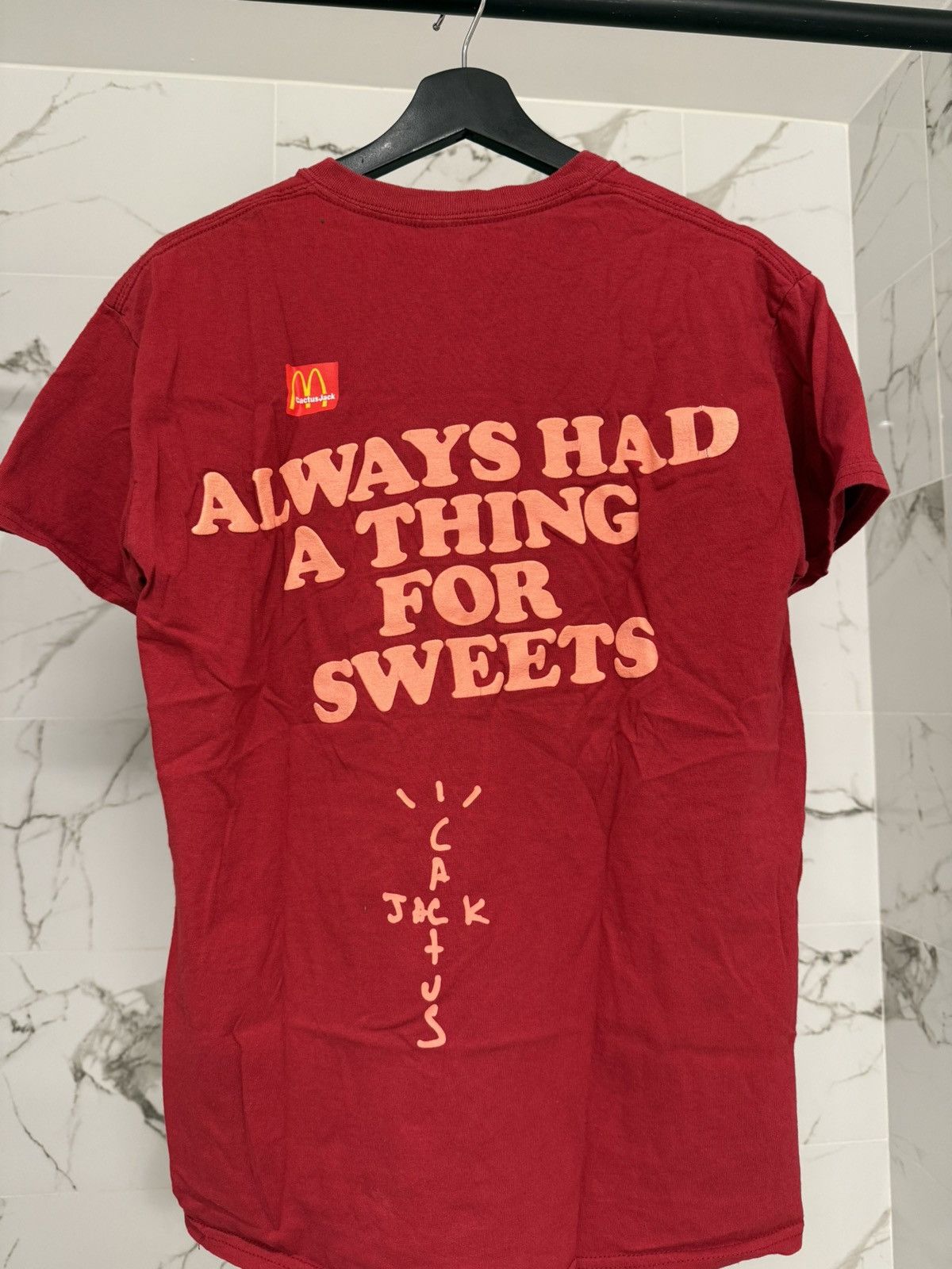 Travis Scott TRAVIS SCOTT X MCDONALD’S APPLE PIE T-SHIRT SIZE S! 🍎 Size US S / EU 44-46 / 1 - 2 Thumbnail