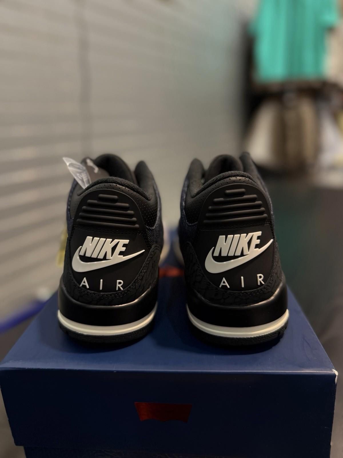 Jordan Brand Levi's x Air Jordan 3 Retro Men's Size 9.5 Indigo Denim NEW Size US 9.5 / EU 42-43 - 7 Thumbnail