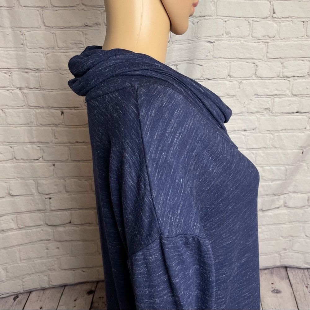 Elie Tahari NWT New Tahari Cowl Neck Sweater Blue Size M Size M / US 6-8 / IT 42-44 - 7 Thumbnail