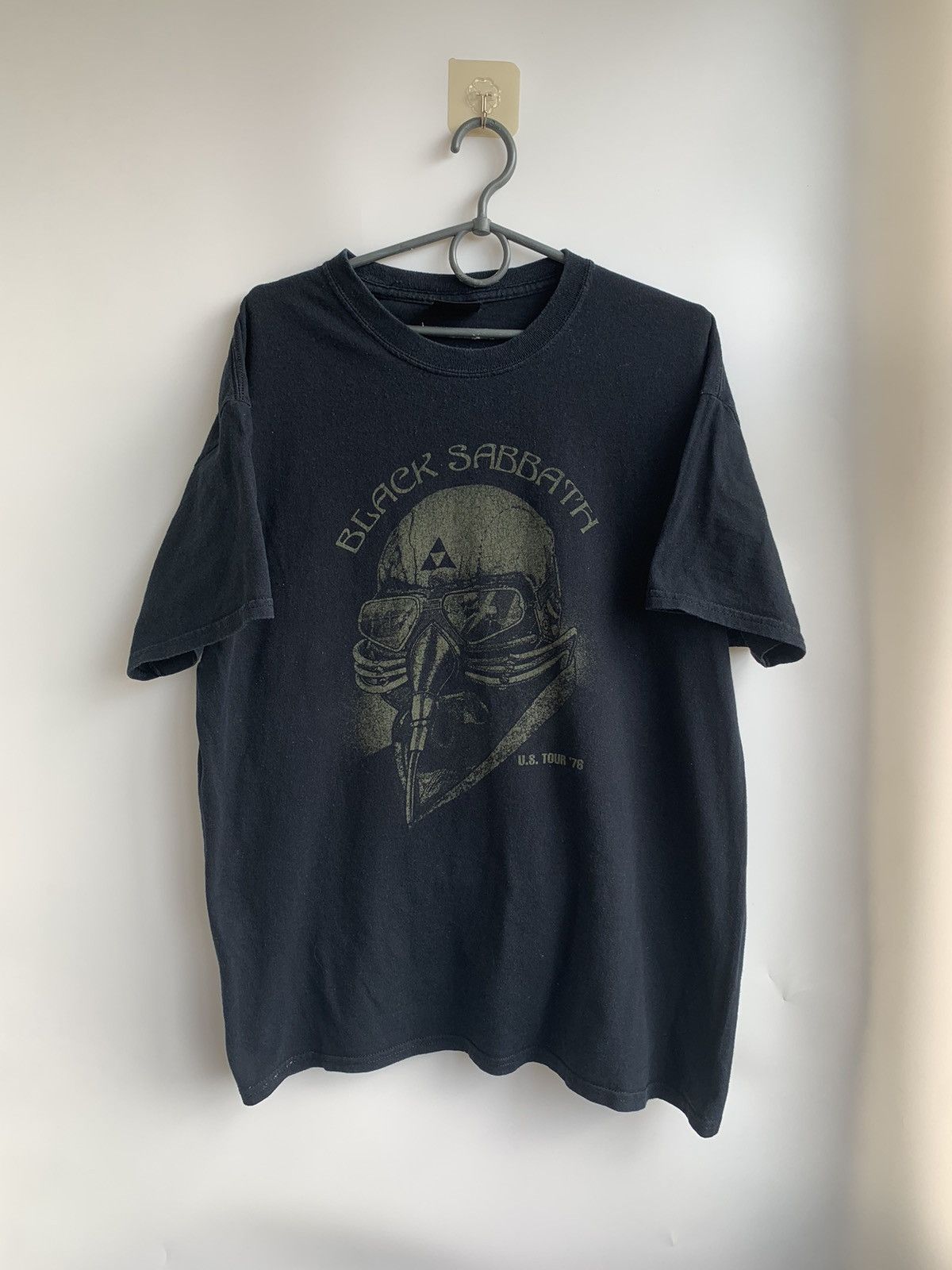 Band Tees Black Sabbath US Tour’76 Graphic Print T-shirt Size US L / EU 52-54 / 3 - 1 Thumbnail