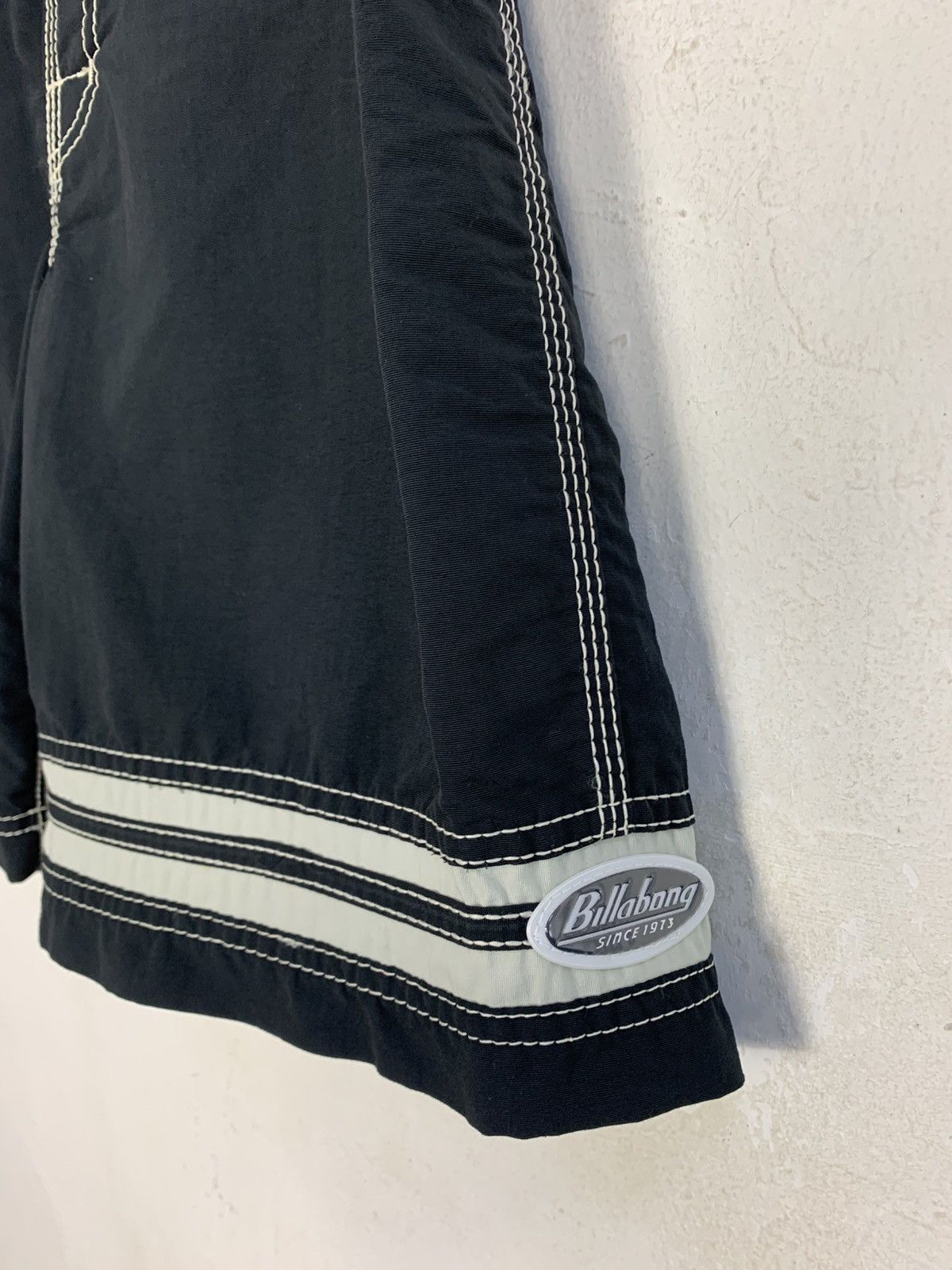 Billabong 90s Billabong Surfwear Short Plain Side Pocket Made In Usa Size US 29 - 4 Thumbnail