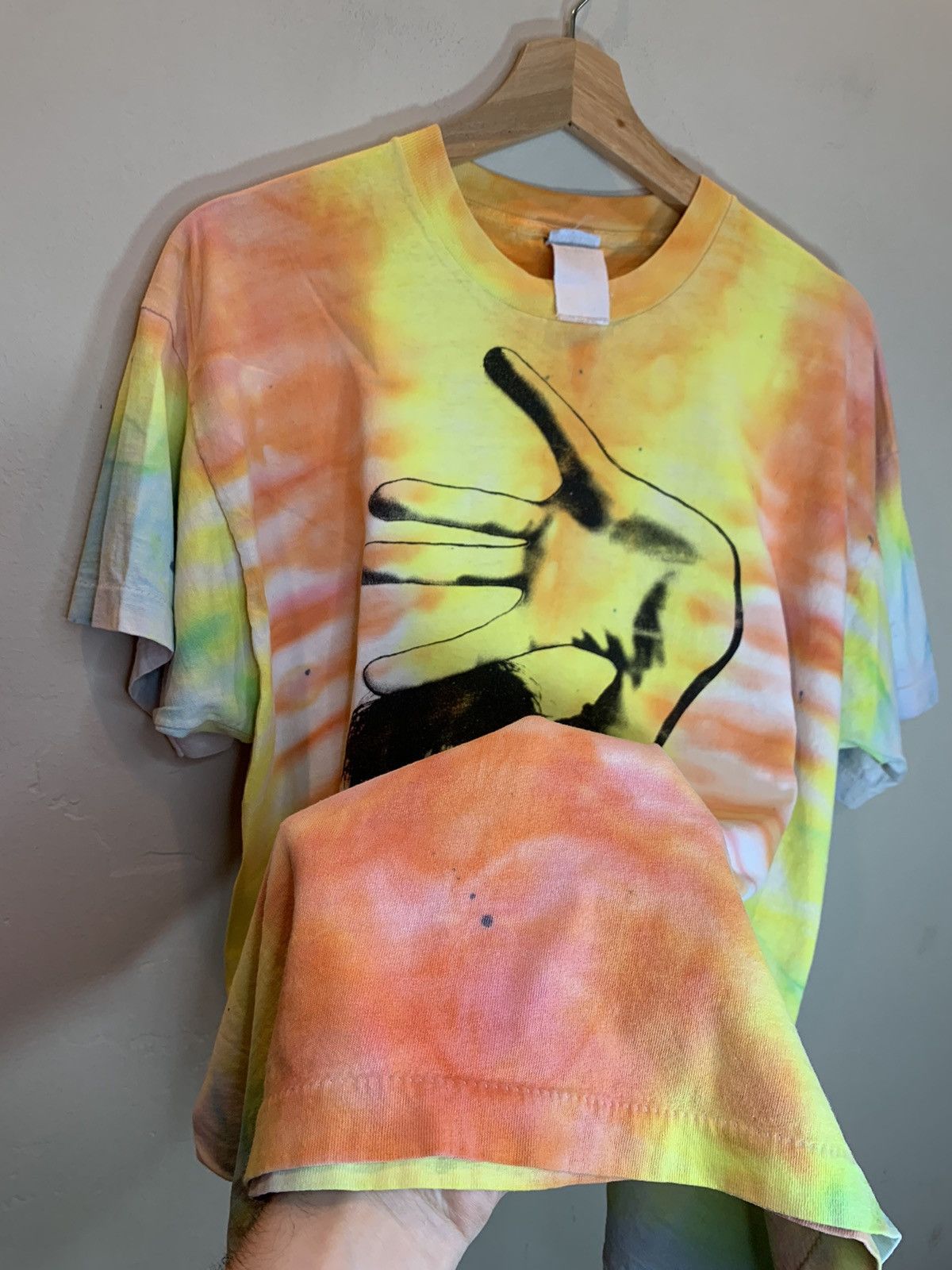 Band Tees *RARE* Vintage 1996 The Cure Wild Mood Swings Tour Art Shirt Size US L / EU 52-54 / 3 - 5 Thumbnail