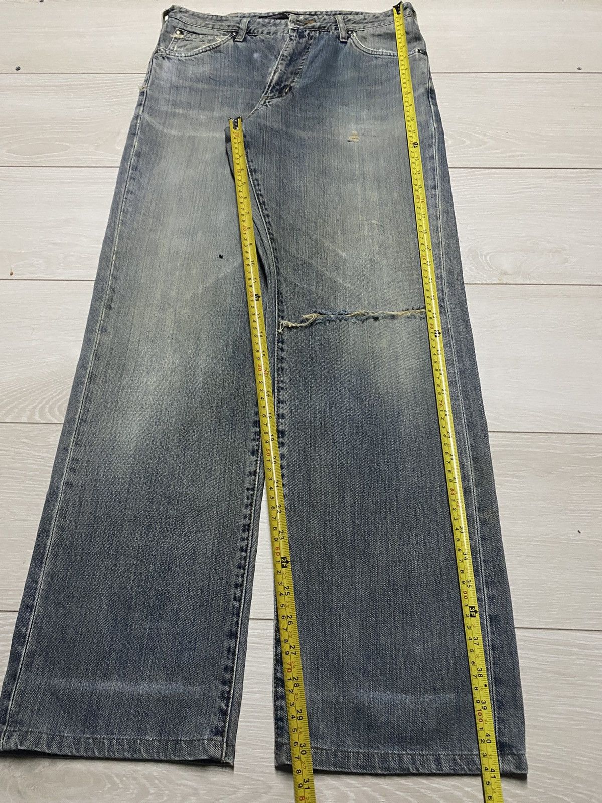 Wrangler Wrangler authentic Western Geams Faded Distressed Loose Jean Size US 30 / EU 46 - 14 Thumbnail