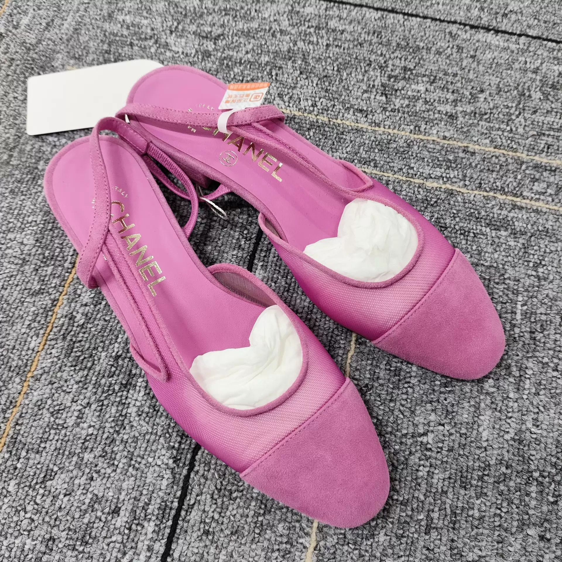 Chanel Chanel 22S Pointed Toe Ballet Sandals Hot Pink New EU35 Size US 4.5 / IT 34.5 - 1 Thumbnail