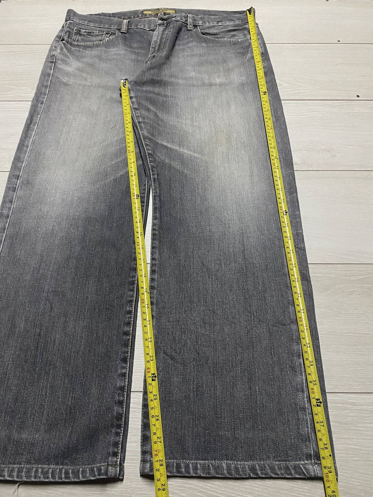 Uniqlo Vintage Uniqlo S003 Stone Wash Distressed Baggy Jeans Size US 37 - 13 Thumbnail